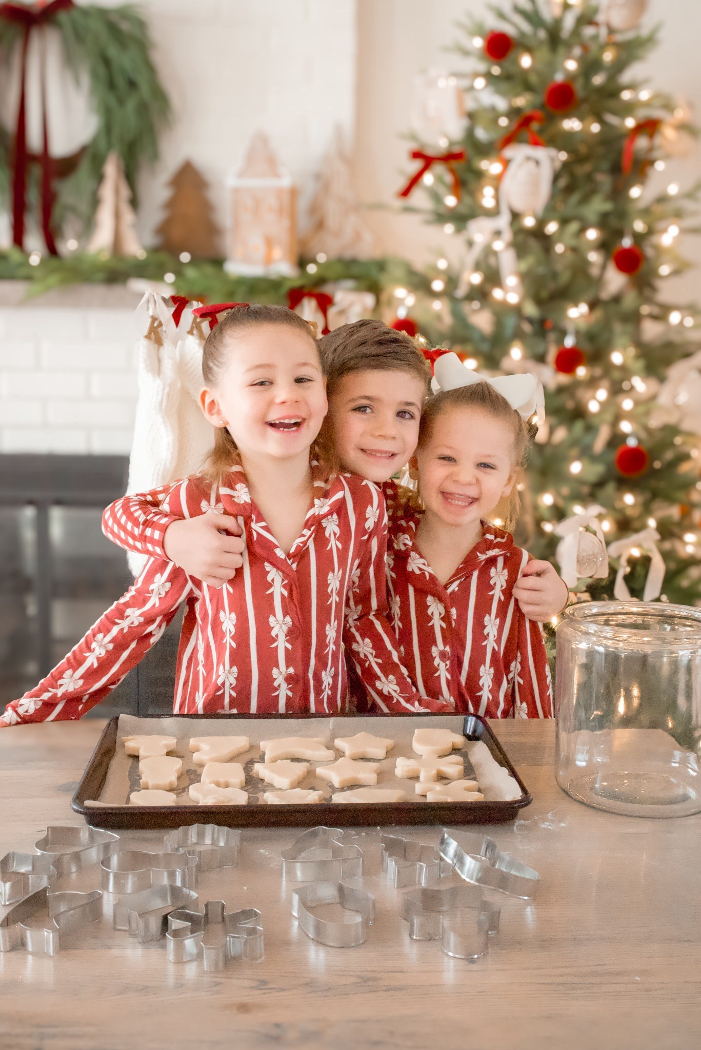 Christmas pajamas, Christmas pjs, hair bow, bow pajamas, bow pjs, family pajamas, family pjs