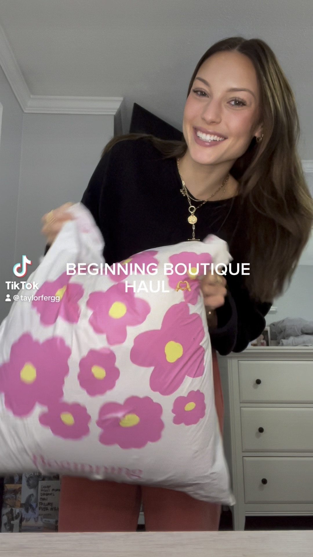 beginning boutique unboxing from tiktok 💓💓

#LTKStyleTip #LTKBeauty #LTKSeasonal