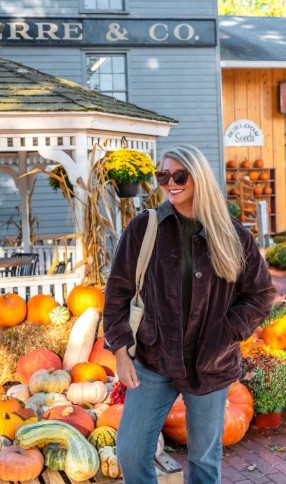 OOTD 🤎 chocolate brown corduroy jacket, green Rollneck sweater, matchstick jeans 

Fall outfit, New England fall outfit, classic style, preppy style