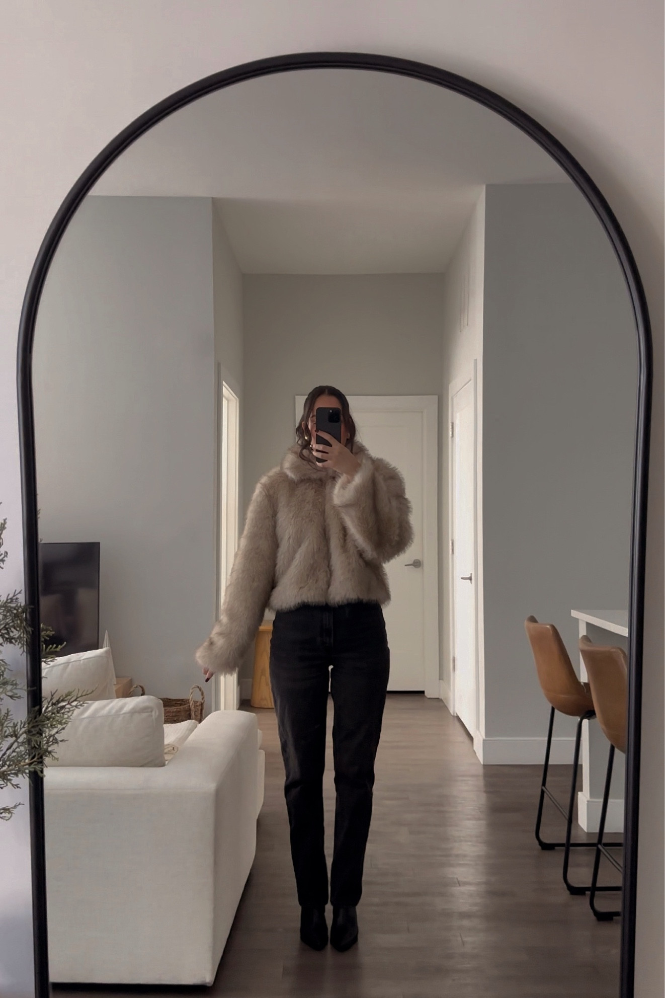 The fur coat I’ve had on repeat -also linking similar 

#LTKHoliday #LTKParties #LTKGiftGuide