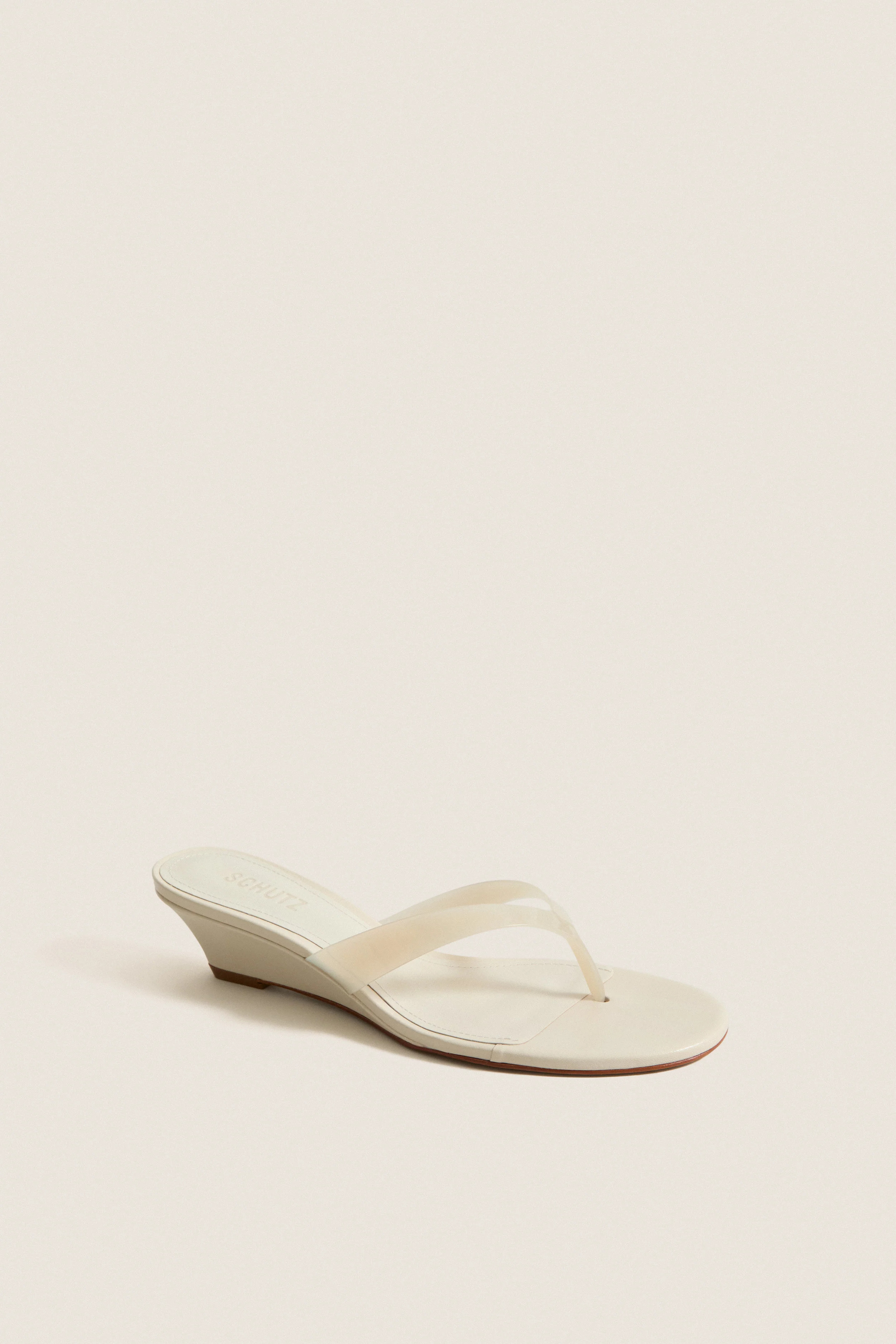 Sugar White Roslyn Wedge Sandals | Tuckernuck (US)