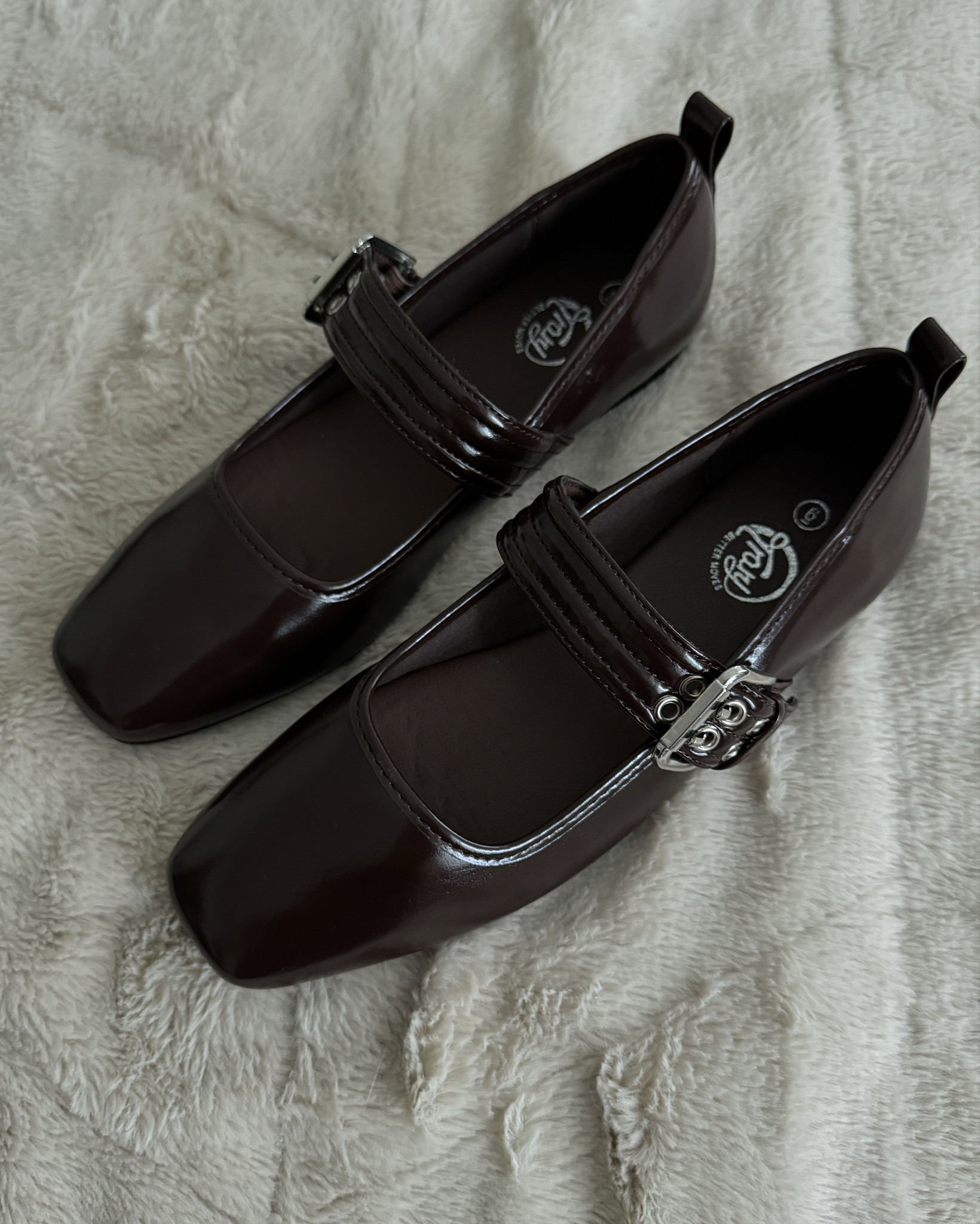 Trendy mary janes from Trary.
Different colors in the link below 🫶🏻

#LTKStyleTip #LTKPetite #LTKShoeCrush