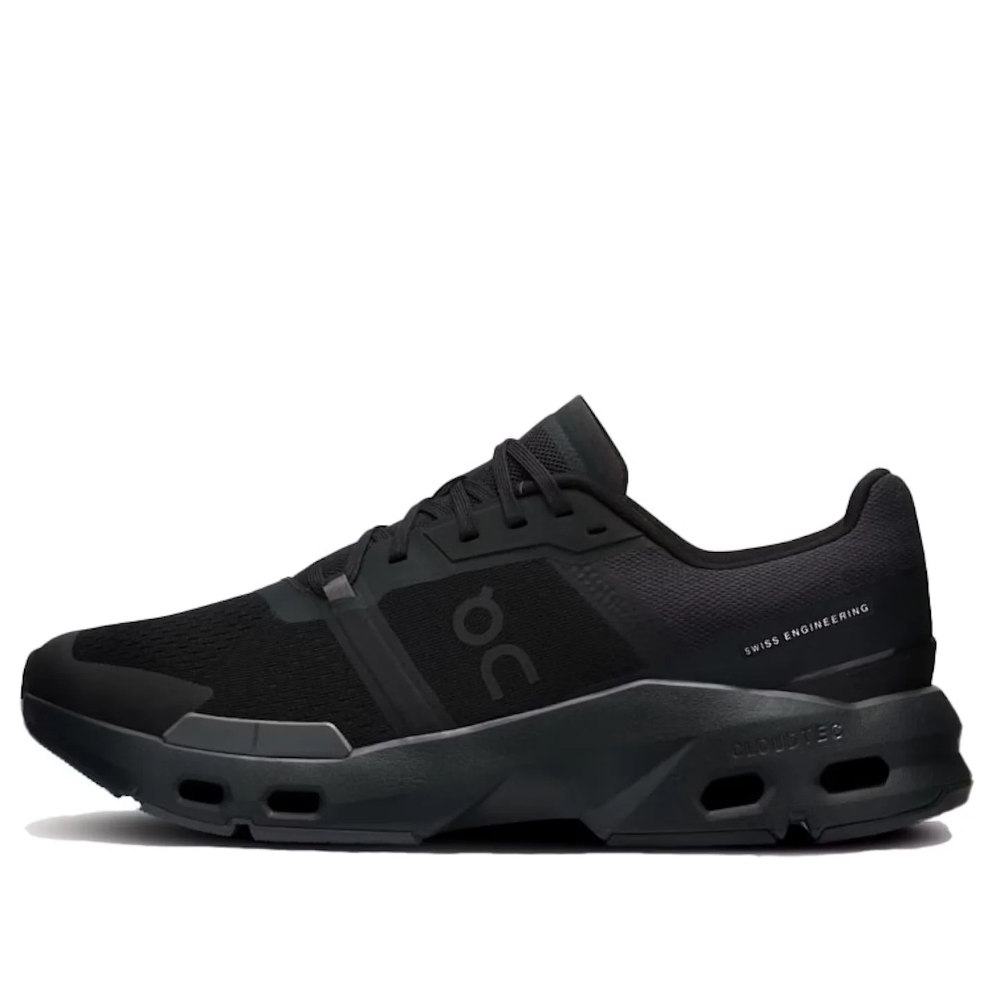 On Running Cloudpulse 'Black Eclipse' | KICKS CREW