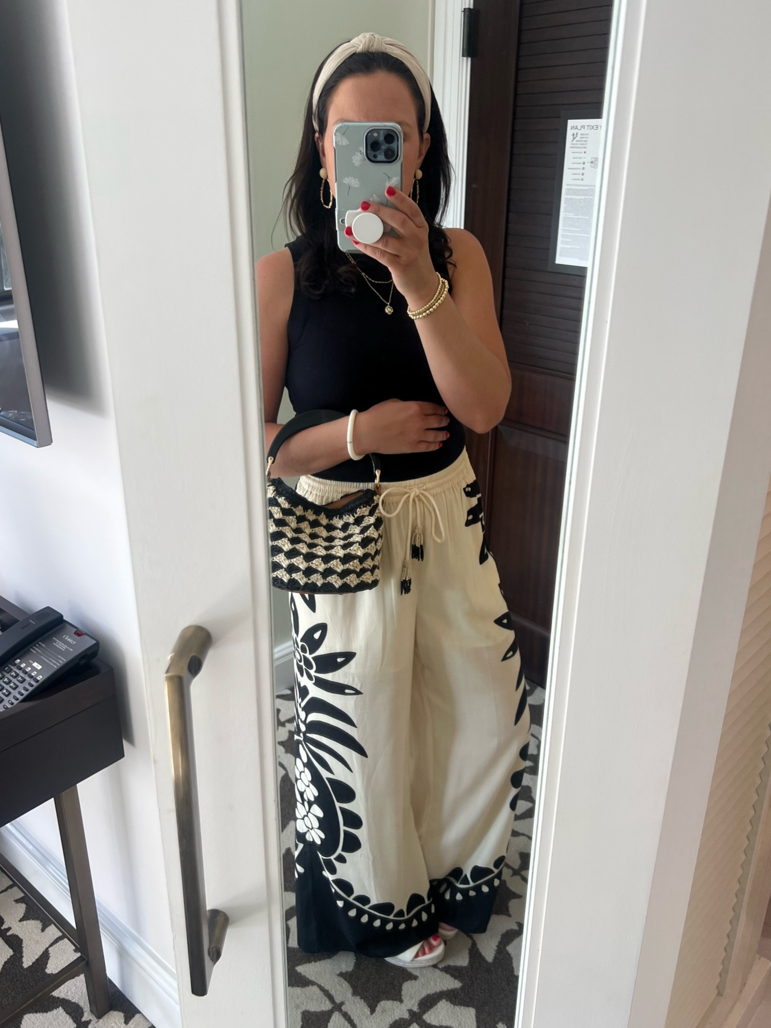 These pants are a 10/10! I’m in a medium! They keep going in and out of stock so set a restock alert if they don’t have your size! 

Come in Petite too! #fashion #resortwear #vacationoutfits 

#LTKbeauty #LTKFestival #LTKitbag