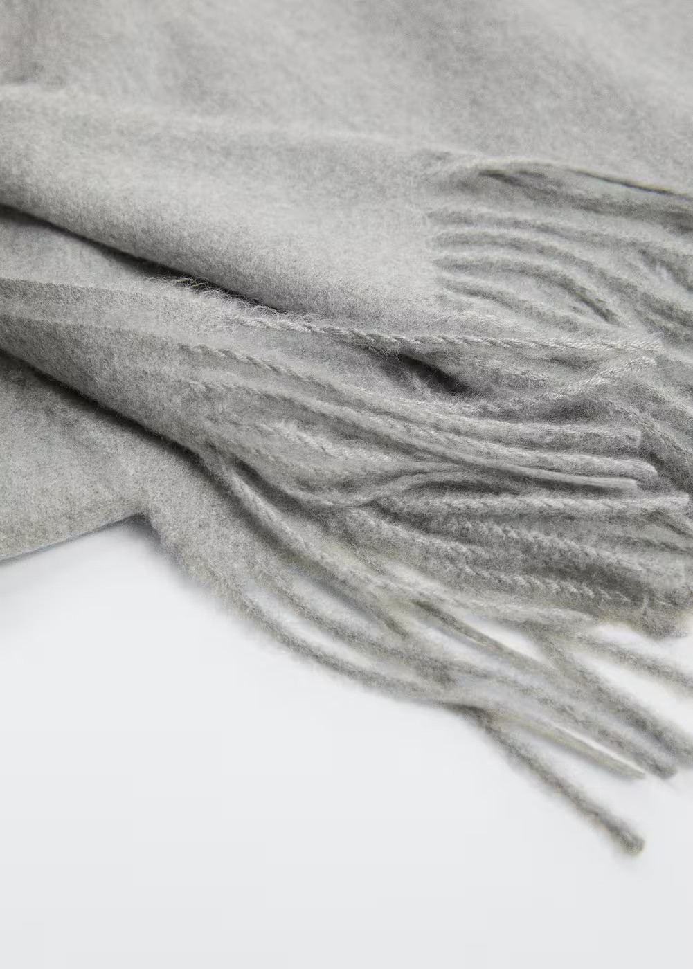 Fringed edge scarf -  Women | Mango USA | MANGO (US)