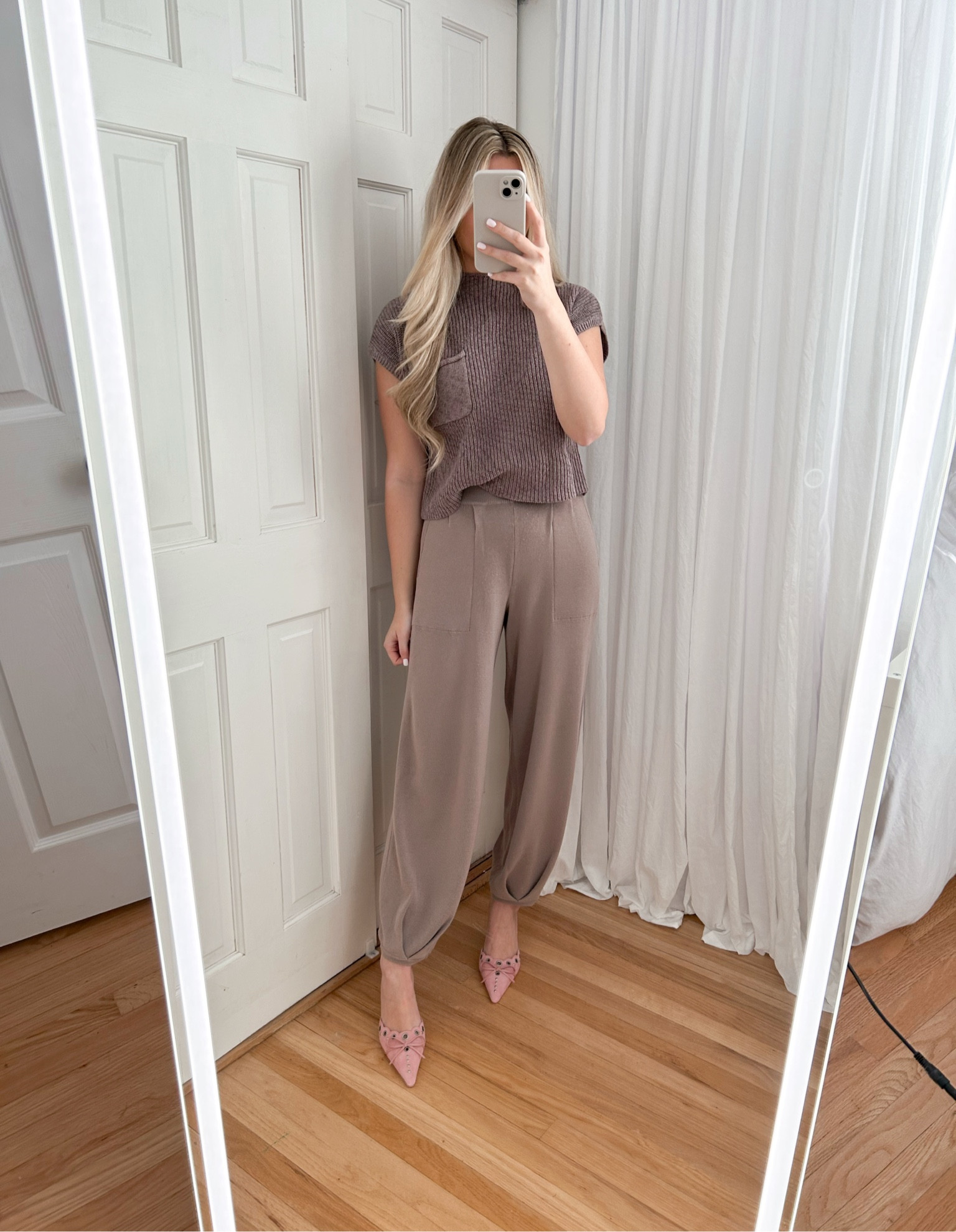 Super comfy cozy outfit today, wearing size xs💜

#LTKshoecrush #LTKstyletip #LTKSpringSale