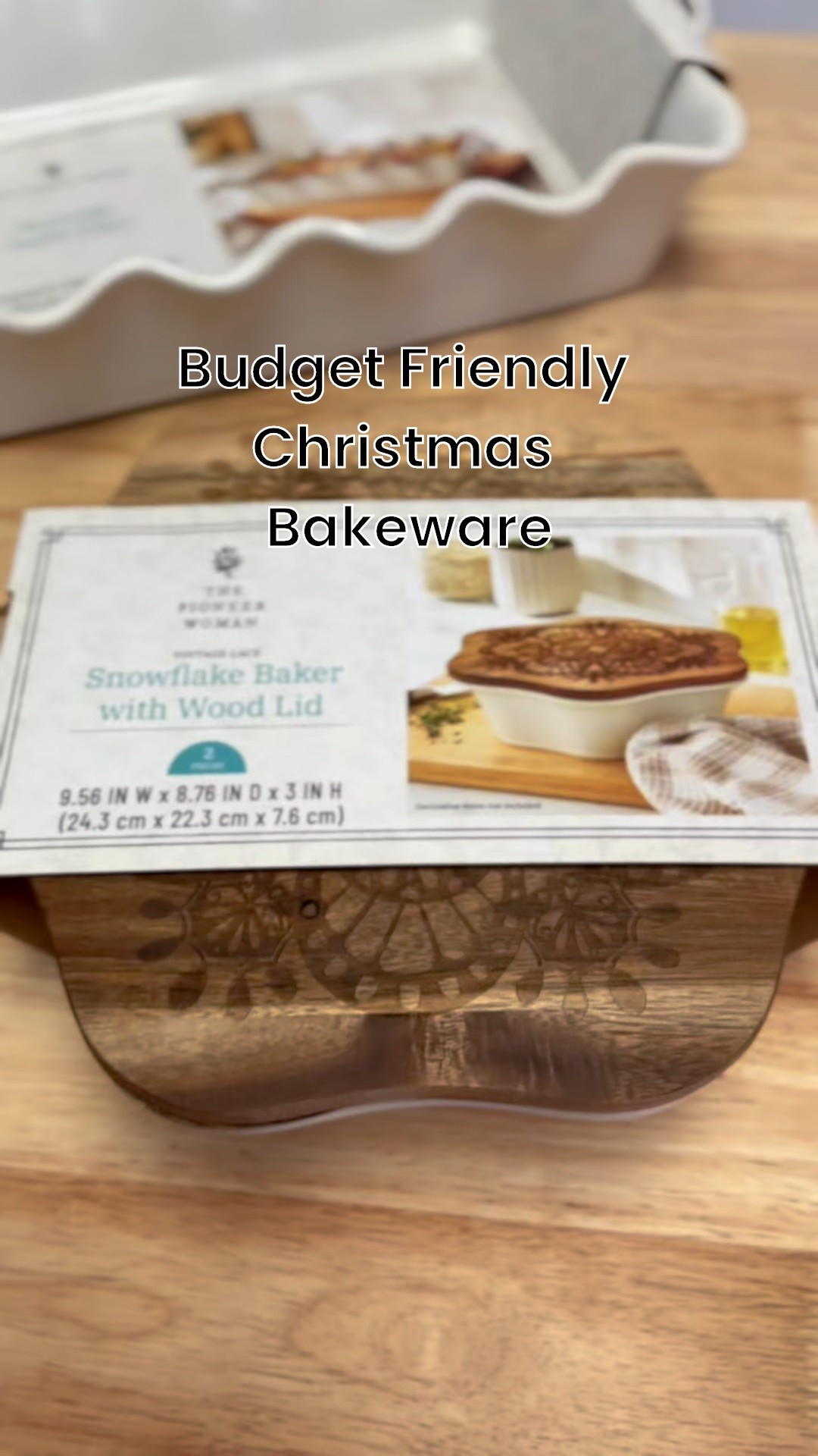 ✨New✨ Pioneer Woman holiday 🎄bakeware is here at Walmart — including this gorgeous snowflake baker with wood lid, perfect for Christmas cooking, holiday dinners, and festive desserts.

If you’re refreshing your holiday kitchen decor, need affordable bakeware for hosting, or want a cute kitchen gift idea, this collection is so good.


#pioneerwoman #walmartbakeware #holidaybakeware #christmaskitchen #LTKhome #christmasdecor #christmasgift 

#LTKFindsUnder50 #LTKHoliday #LTKGiftGuide