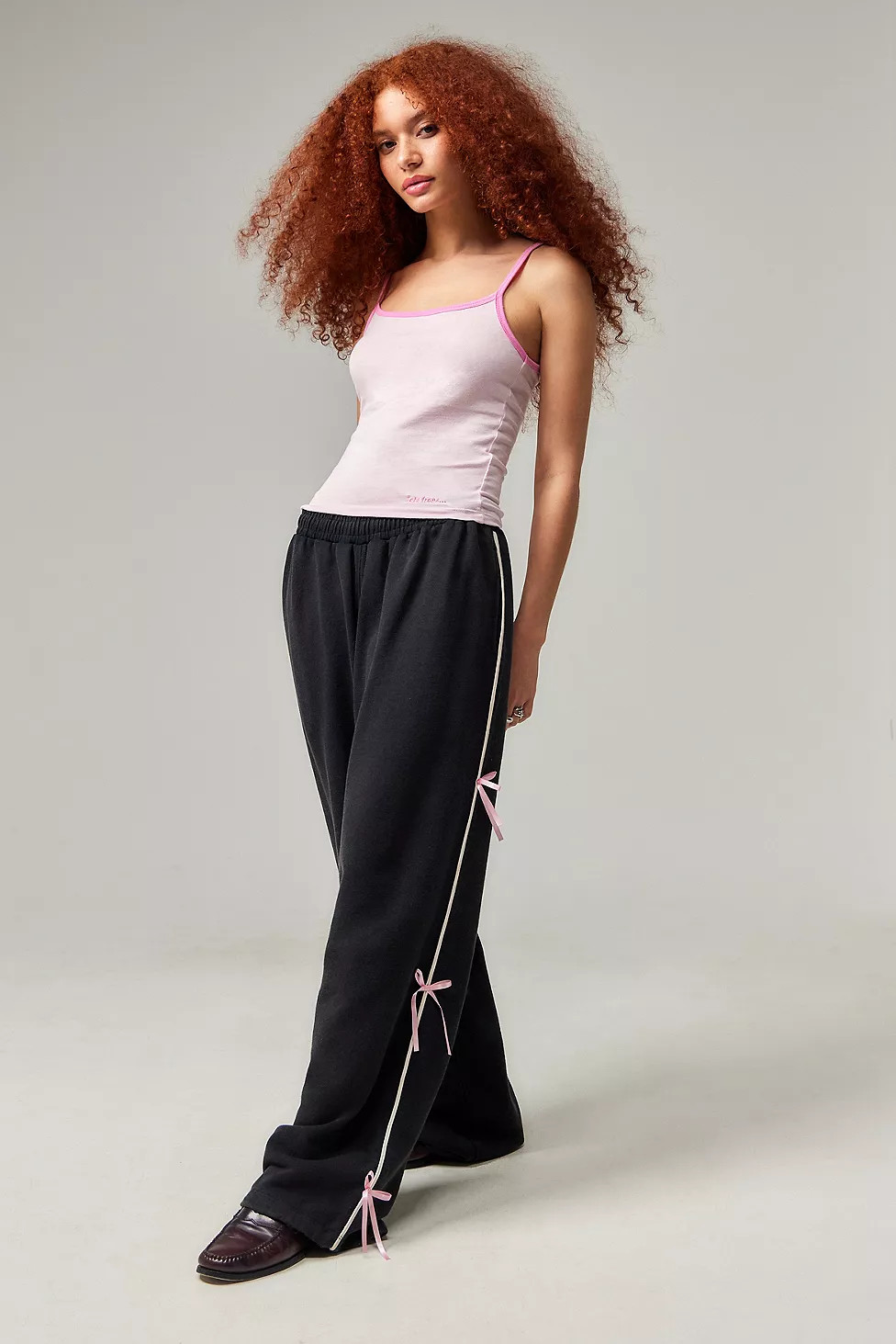 iets frans... Corey Strappy Cami | Urban Outfitters (EU)