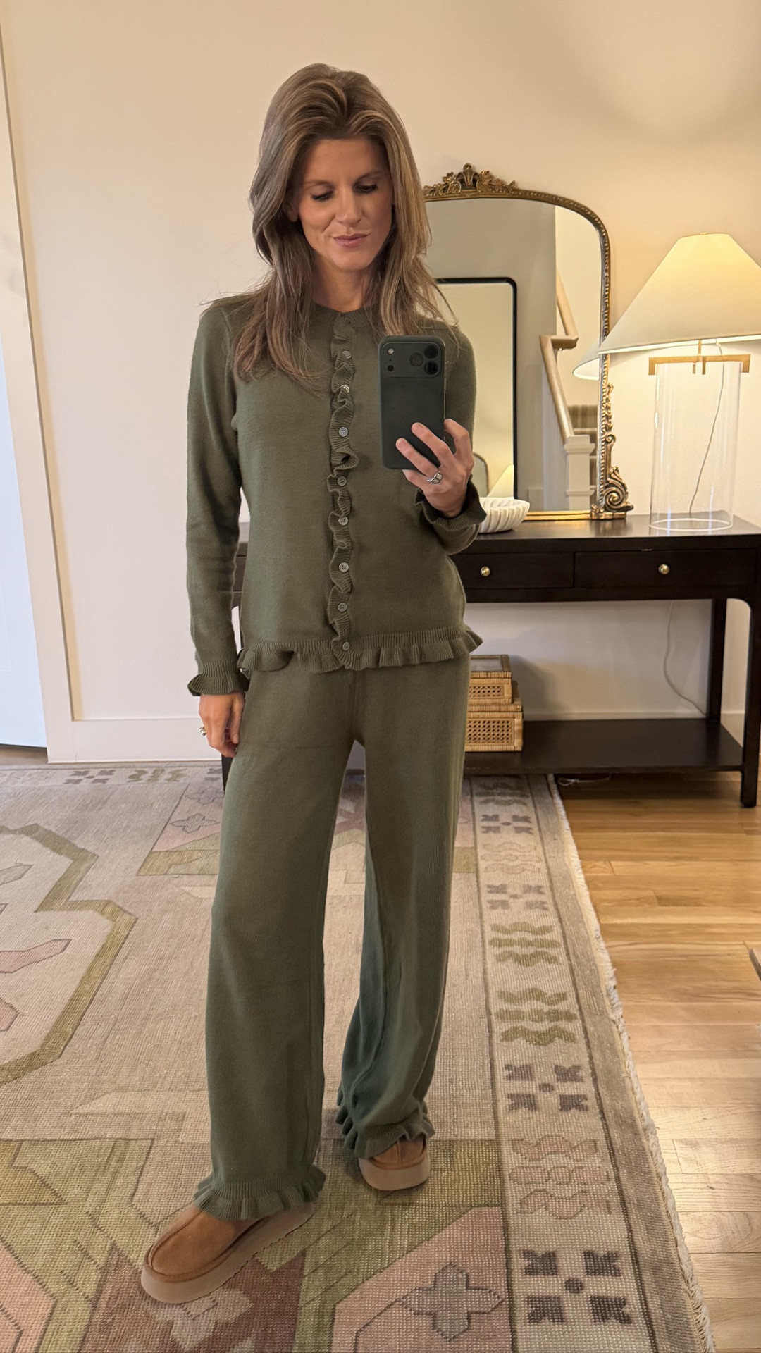 Cozy Amazon lounge set for fall with UGG slippers. Wearing size small

#LTKdayinmylife