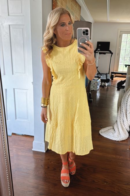 Yellow dress for the win! Love this summer dress! 

#LTKFindsUnder50 #LTKStyleTip
