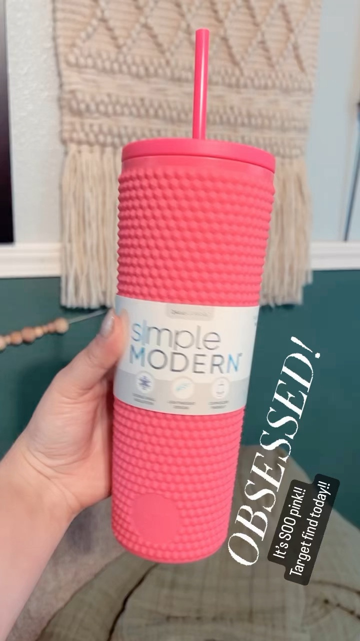 Simple Modern 24oz Classic Plastic Textured Tumbler with Straw

#LTKfamily #LTKSeasonal #LTKfit