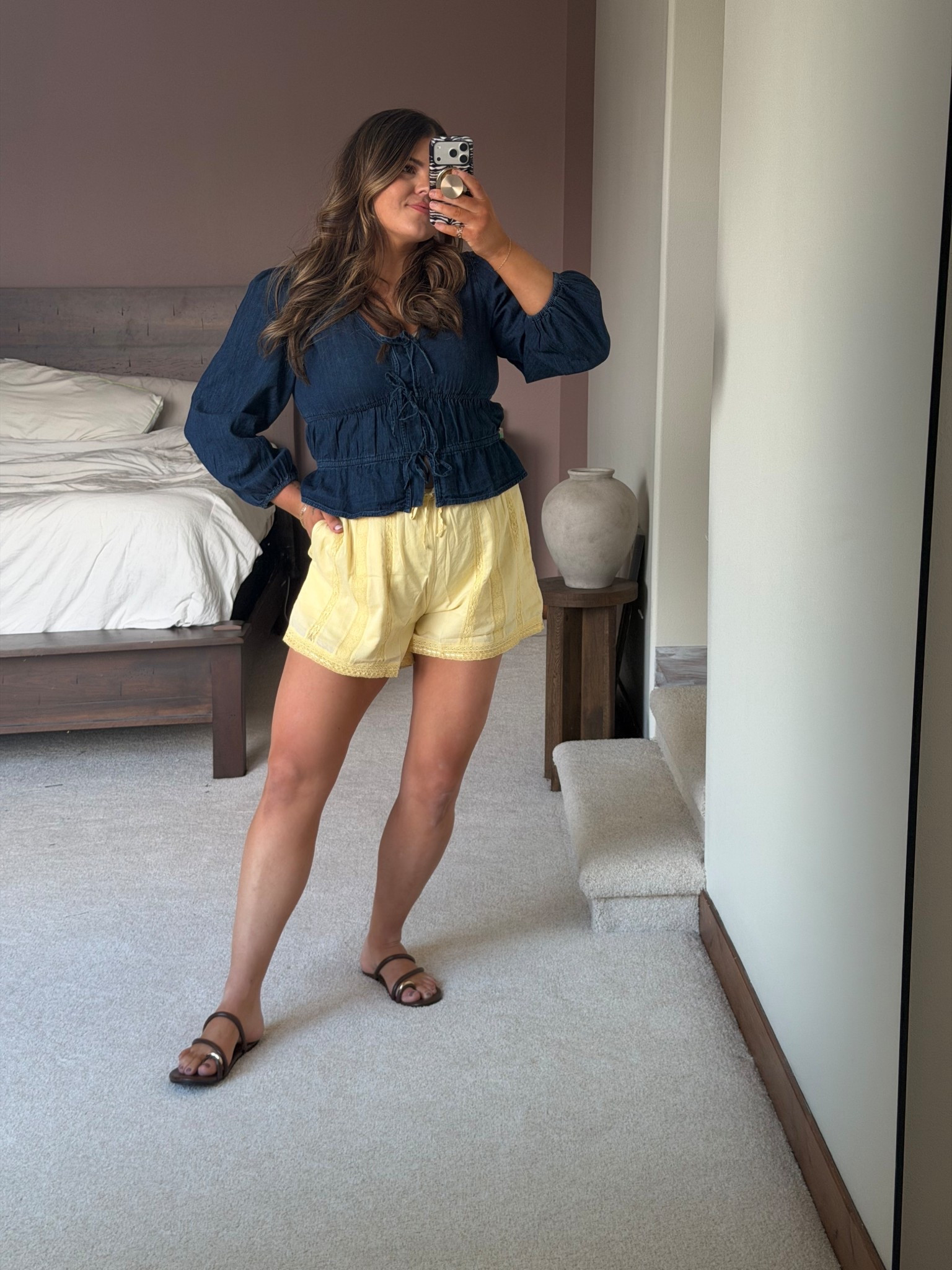 Large in top
Xl in shorts
Both 100% cotton