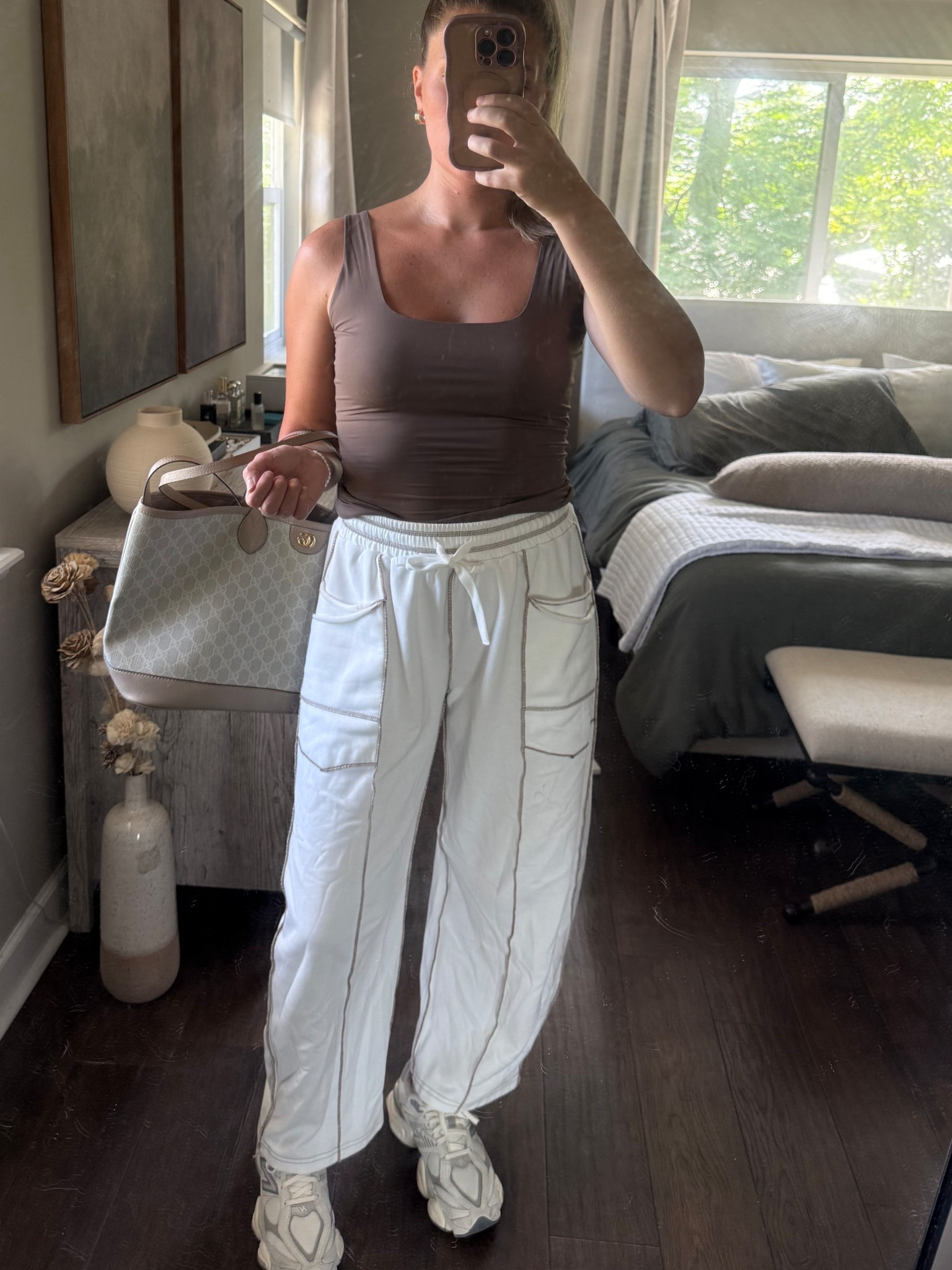 Free people dupe barrel sweatpants! Such a great basic, been wearing these all summer. 

Amazon, free people, summer, summer fashion, sweatpants 