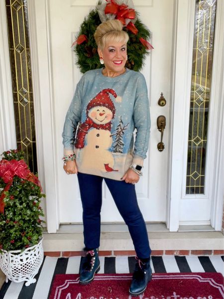 Oversized Snowman Sweater
Lux Stretch Skinny Pants