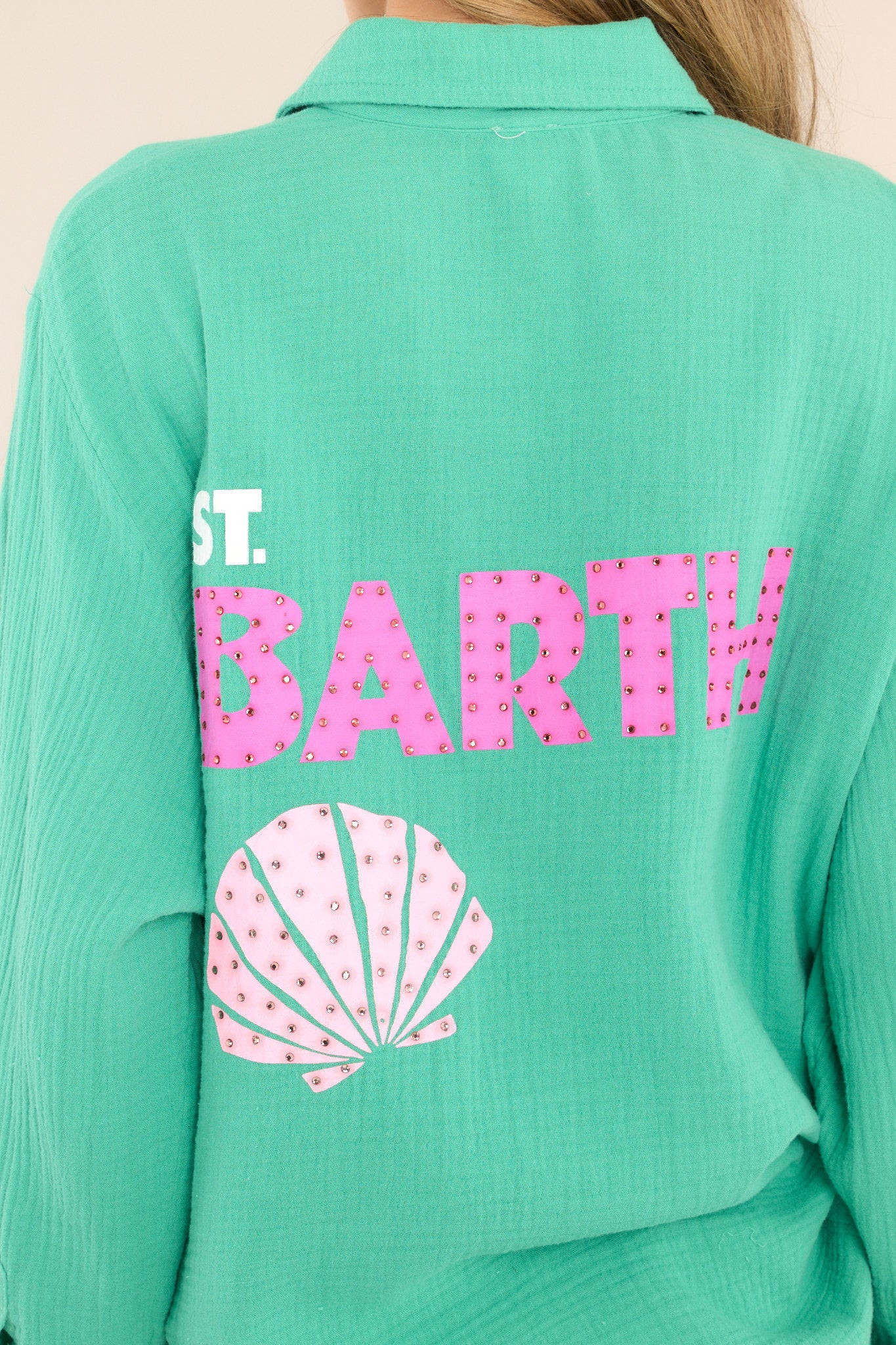 Island Hopping Kelly Green Gauze Button Front Top | Red Dress