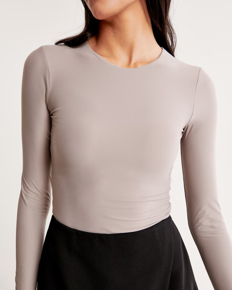 Soft Matte Seamless Tuckable Long-Sleeve Tee | Abercrombie & Fitch (US)