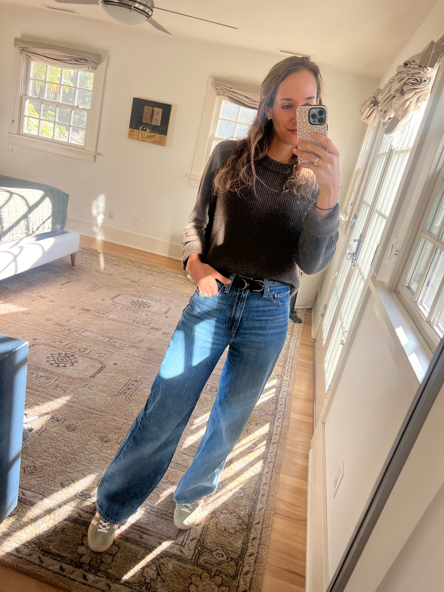 Cozy and easy outfit for moms 

#LTKFindsUnder100 #LTKShoeCrush