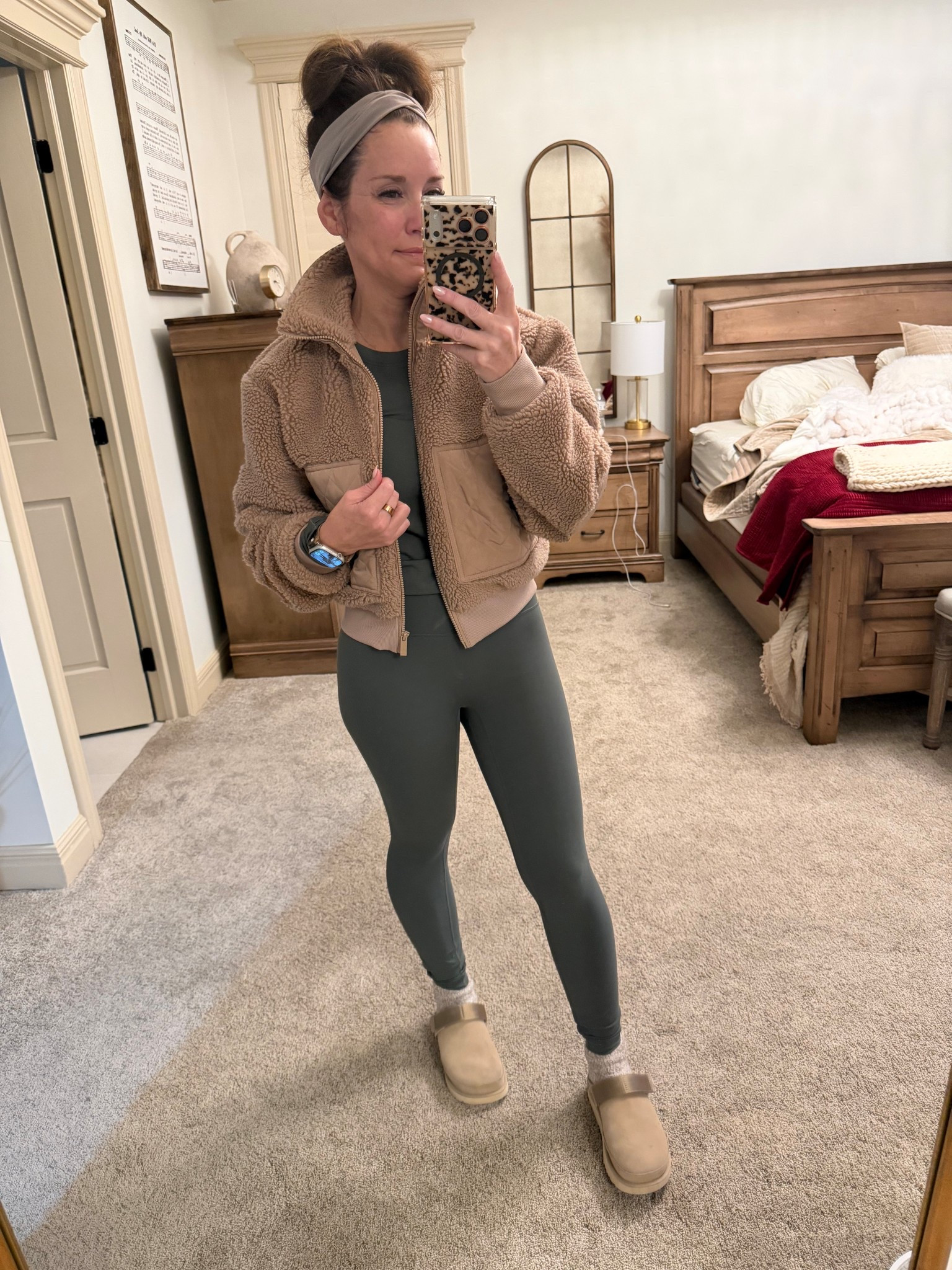 Monday morning motivation… time to discipline those feelings into actions that are shaping you into who you become tomorrow!! 

Love this little athlete your look from Lulu to help me look and feel my best for my Pilates workout this morning

Crazy Busy Mama 

#LTKmorningroutine #LTKdayinmylife #LTKfitnessgoals