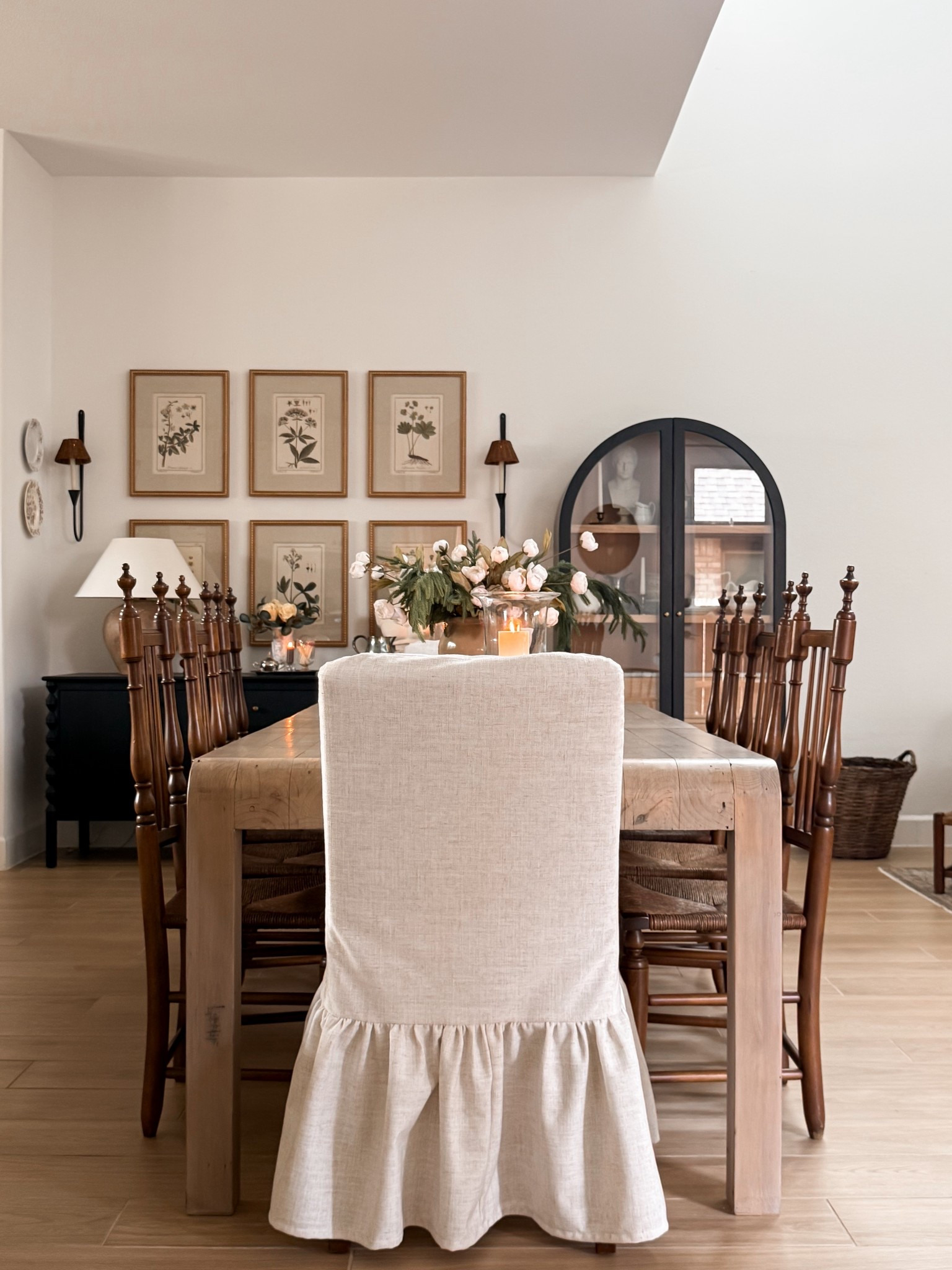 Dining room styling, dining room decor 

#LTKHome