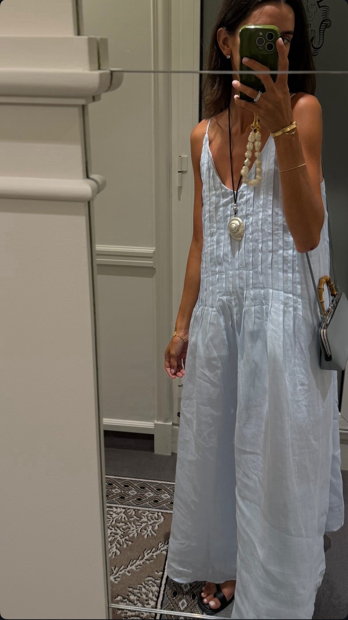 France outfit of the night idea #ootn

#LTKShoeCrush #LTKStyleTip #LTKItBag