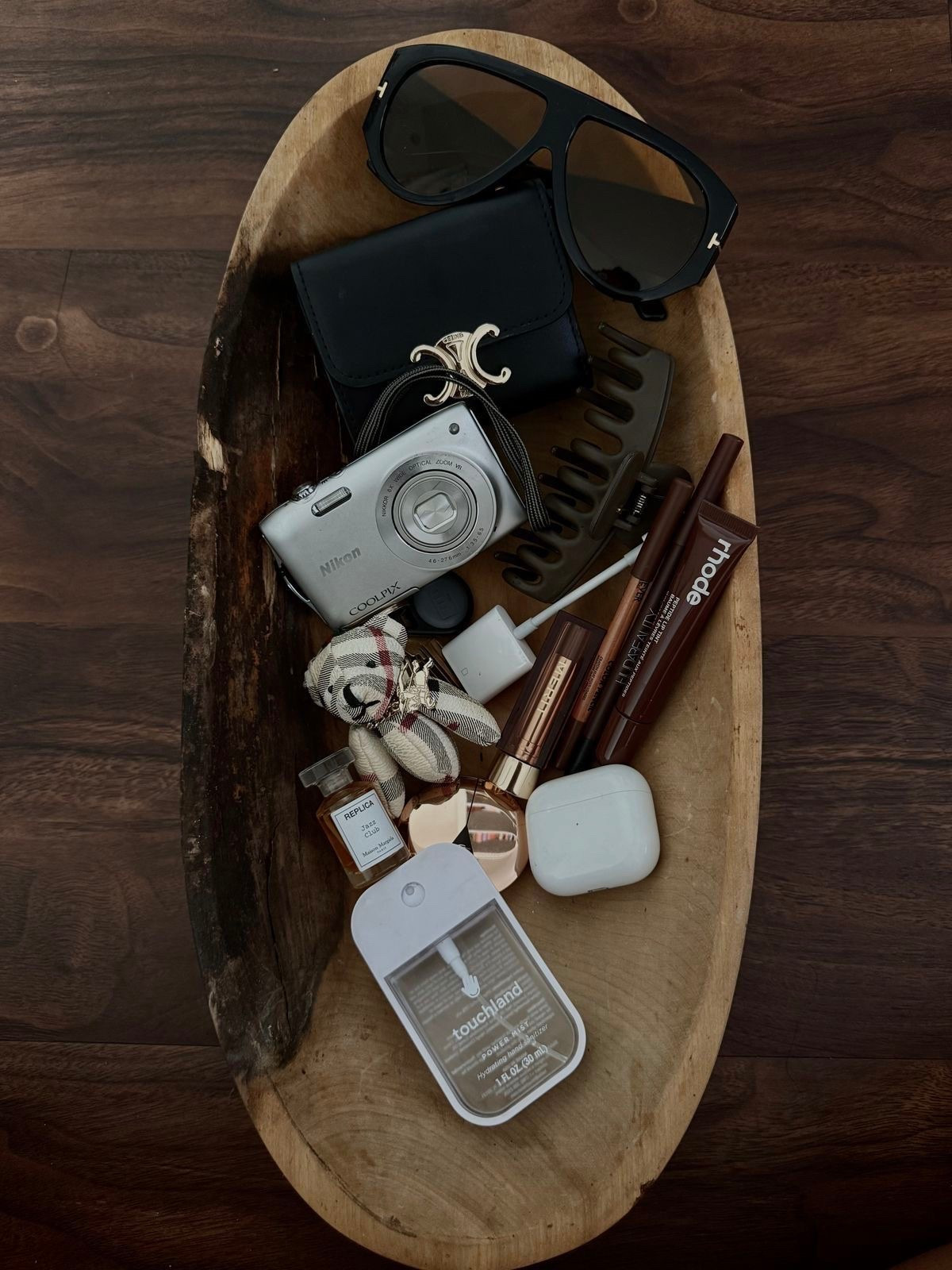 Daily artifacts

#LTKHoliday #LTKGiftGuide #LTKStyleTip