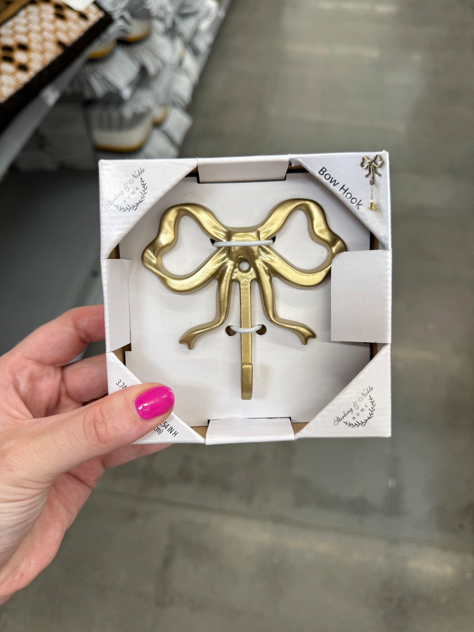 This bow hook is sooo cute! Would be perfect for a girls room!

#LTKFamily #LTKHome #LTKKids