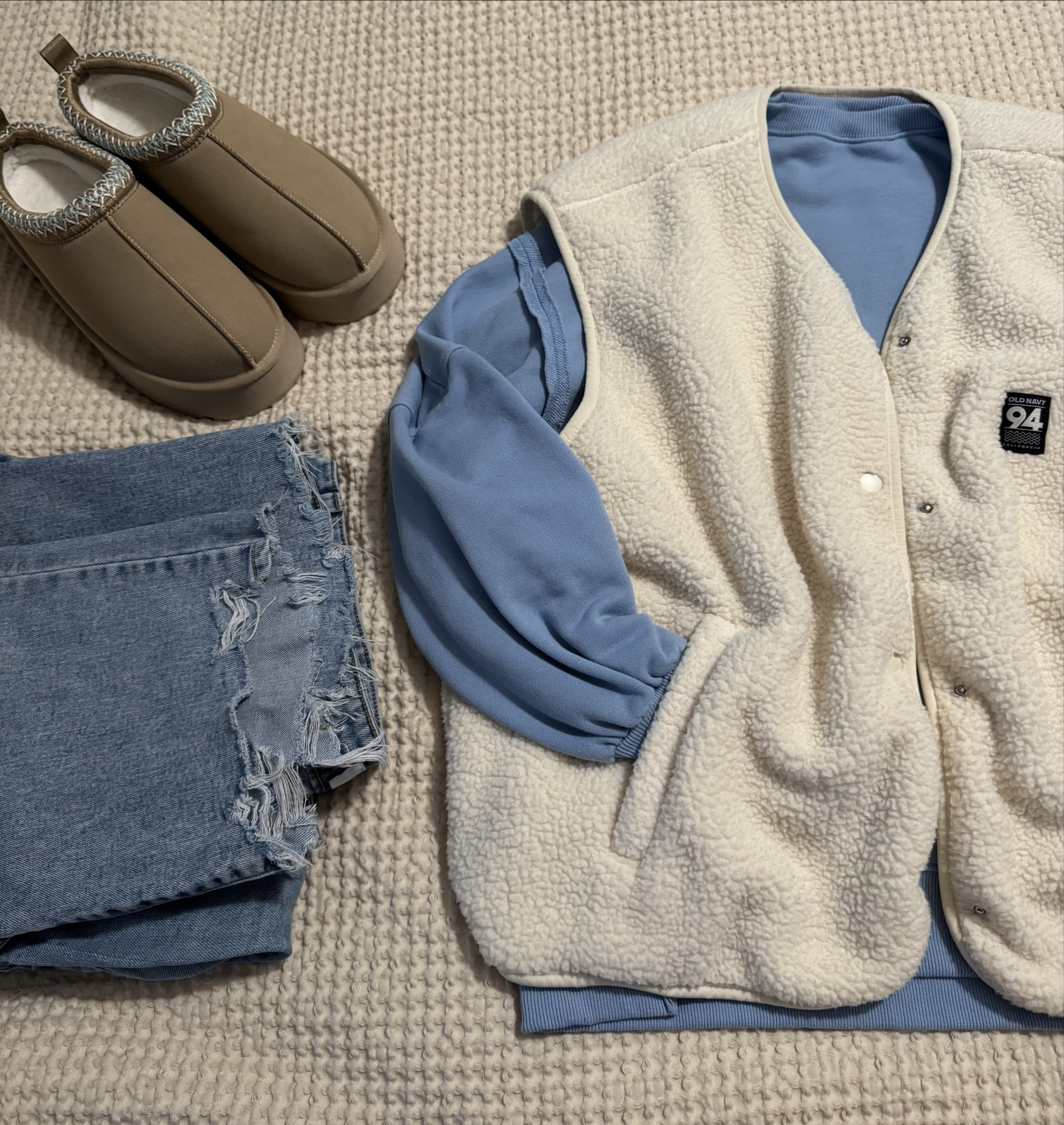 Today’s ootd is a blue Amazon sweatshirt. Im in an XL. An old navy vest in an xl. My favorite Walmart jeans in a size 16. And some Amazon platform slippers. 

#LTKootd #LTKPlusSize #LTKMidsize

#LTKPlusSize #LTKMidsize #LTKootd