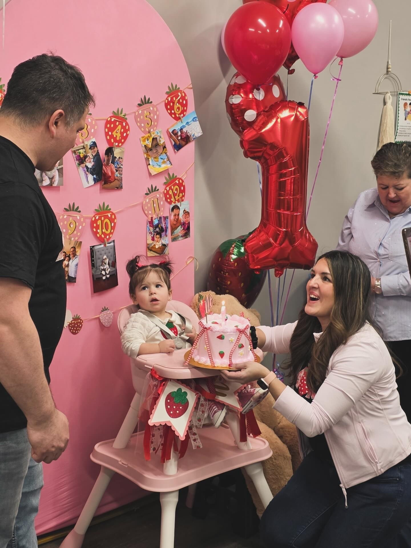 A very special day, captured in this photo with those I love most. We celebrated 1 year since my baby girl Giorgianna arrived to this world to fill our lives with joy, laughter, the most raw, real and divine love there is. Nothing of this world compares nor can measure how much we love, and the lengths we will go to protect your heart and you!! We will always shower you with love. May your days be filled with LOVE, great health, humility of the heart, wisdom, kindness, great humor and most importantly with God in the center of your whole life. Happy Birthday precious angel!