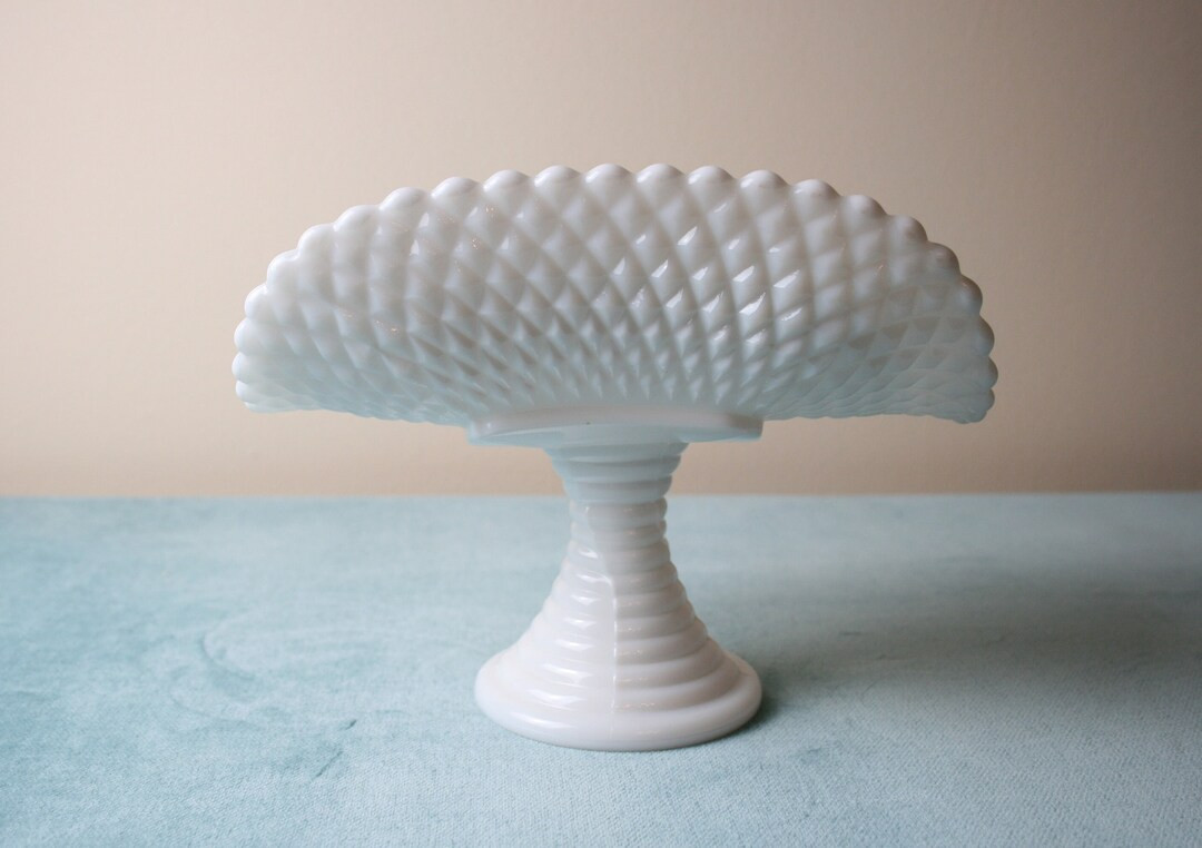 Vintage Banana Basket Diamond Milk Glass by Smith Glass Banana Stand Centerpiece Bowl Fan Shape W... | Etsy (US)