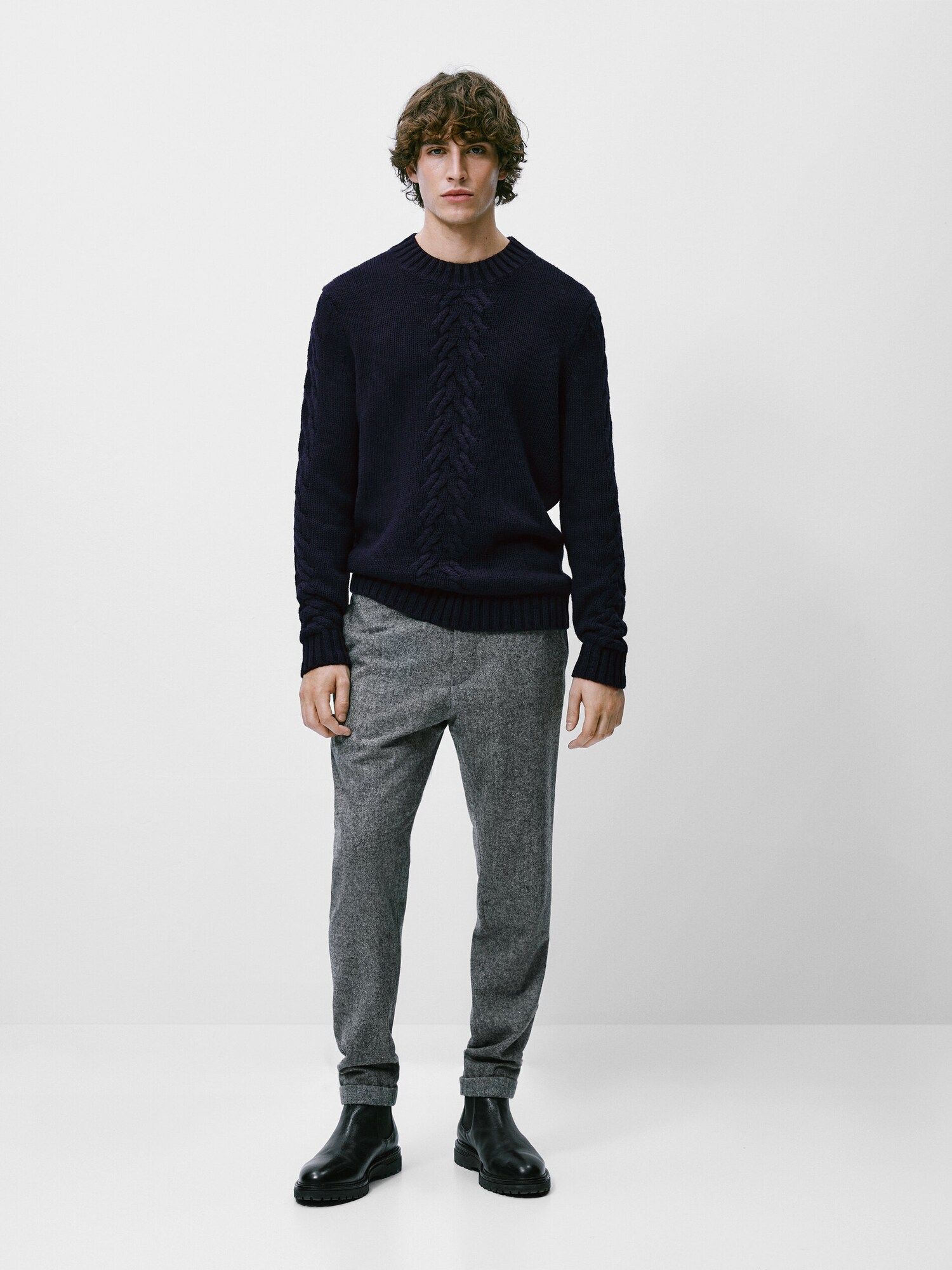 Cable knit sweater with a crew neck | Massimo Dutti (US)