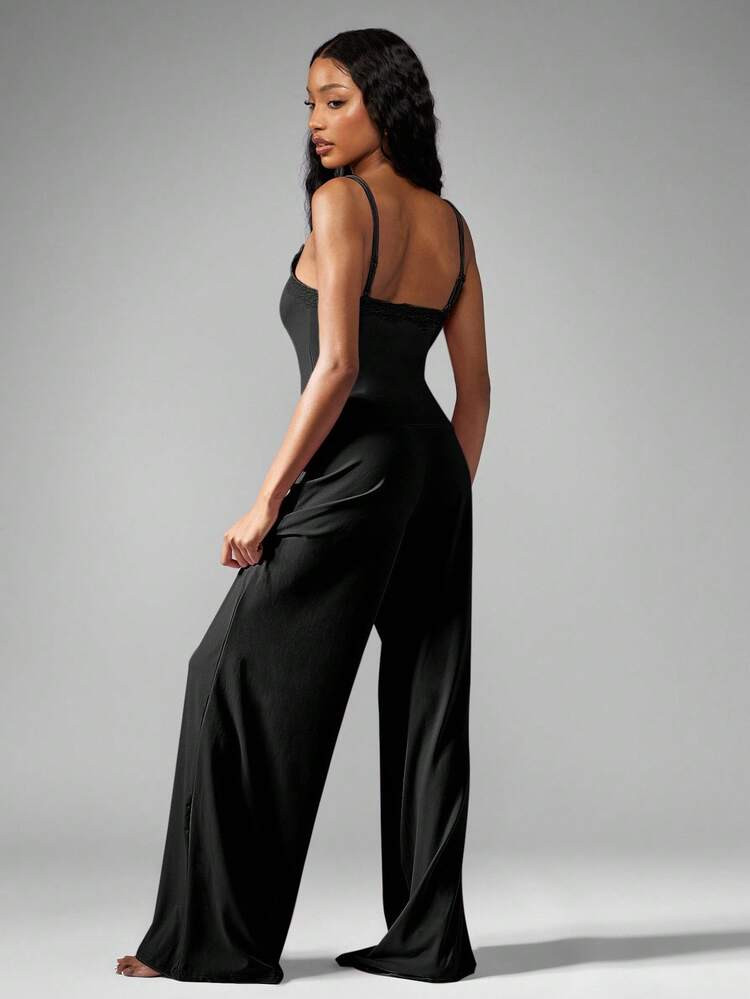 MISSGUIDED Elegant Lace Trim Sleepwear Cami Top Wide Leg Loungewear Pants Pajama Set Silky Satin Nightwear Lounging Outfit Sleeveless High Waist Pyjamas For Relaxation And Comfort | SHEIN