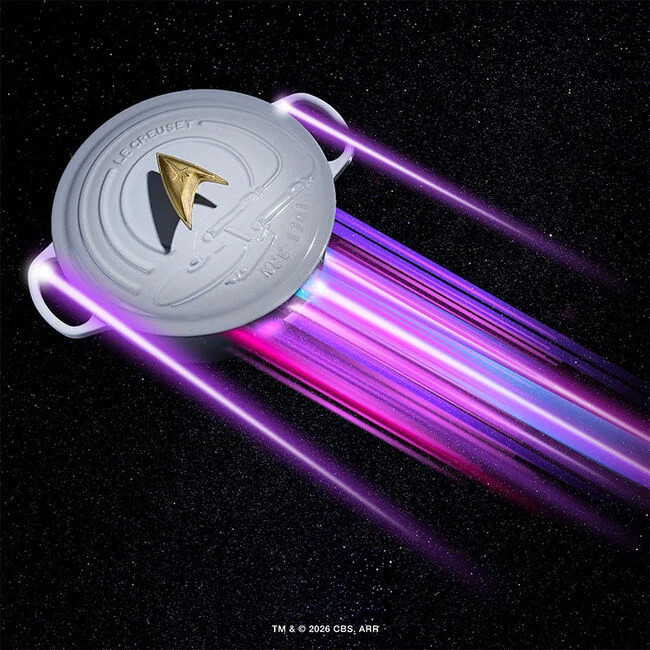 Le Creuset Star Trek Collection Enterprise Round Dutch Oven with Starfleet Delta Knob