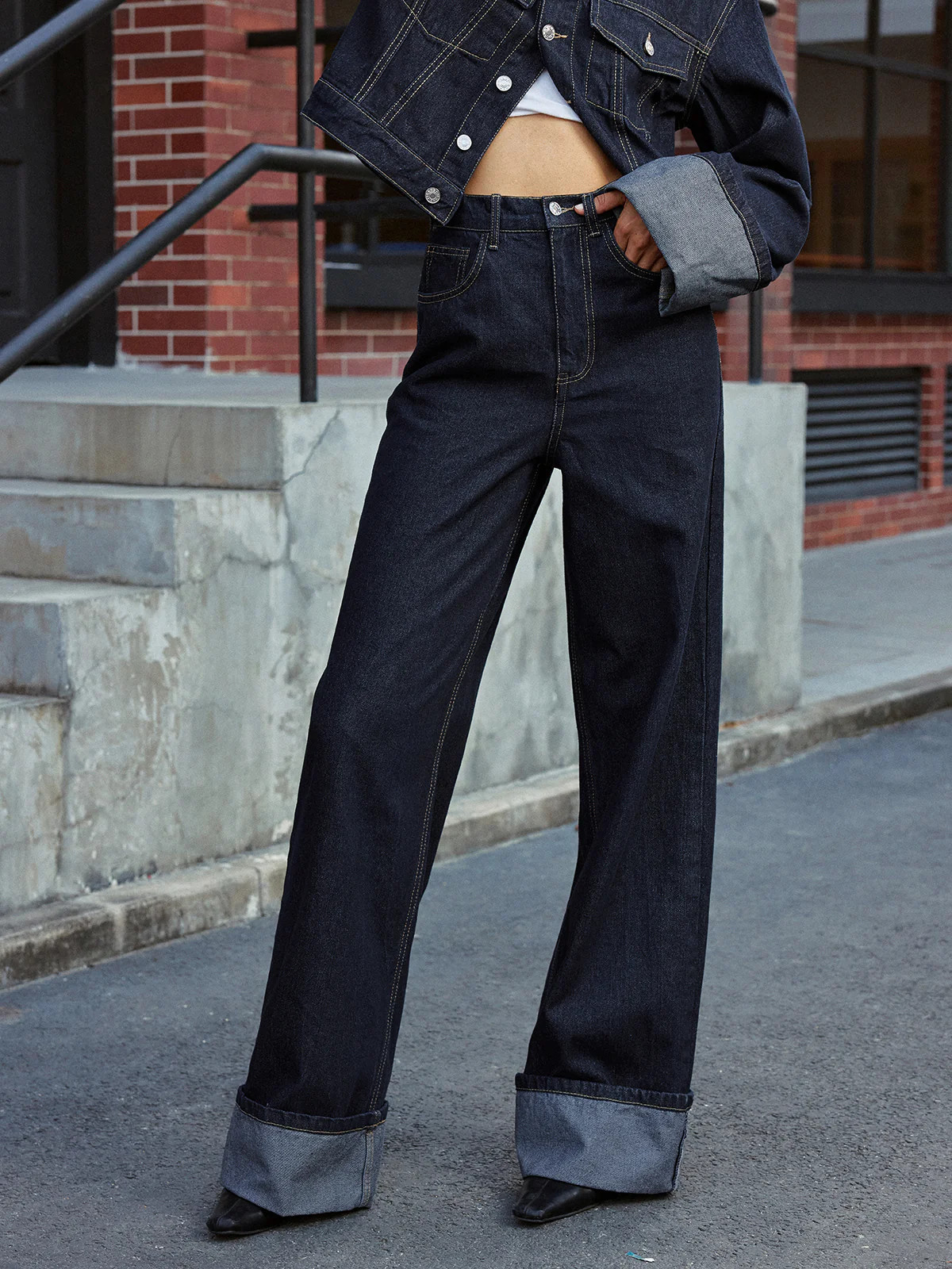 High-Waist Cuffed Wide-Leg Jeans | Commense