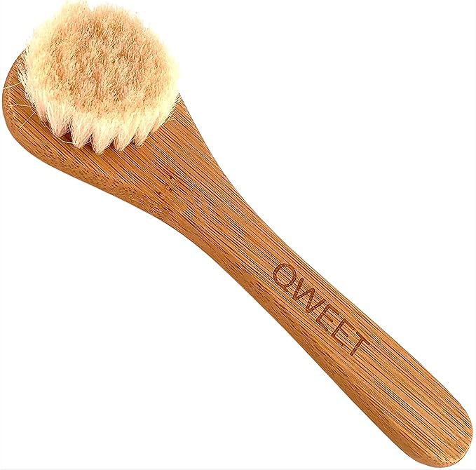 QWEET Brosse visage et corps manuelle à sec - En bois bambou et poils de chèvre pour massage et... | Amazon (FR)