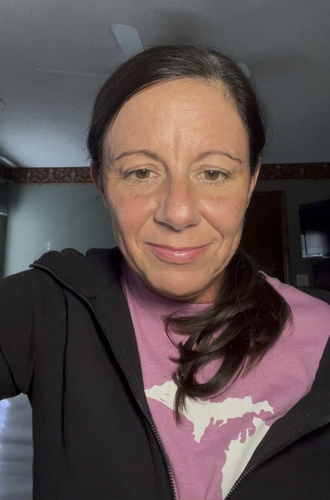 Love this WONDERSKIN lip product! It stays on all day. 