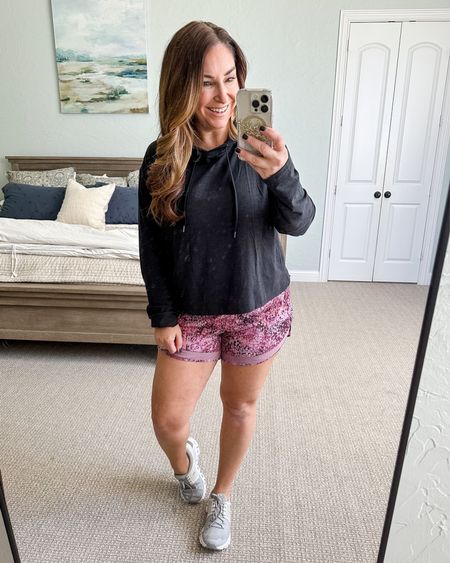 Athleisure weekend outfit 
Pullover tts, L // shorts, L

Fit tips: pullover tts, L // shorts tts, L 

Fall outfit | fall fashion | curve style | midsize fashion | size large | athletic shorts | hoodie | sneakers 

#LTKcurves #LTKfit #LTKsalealert