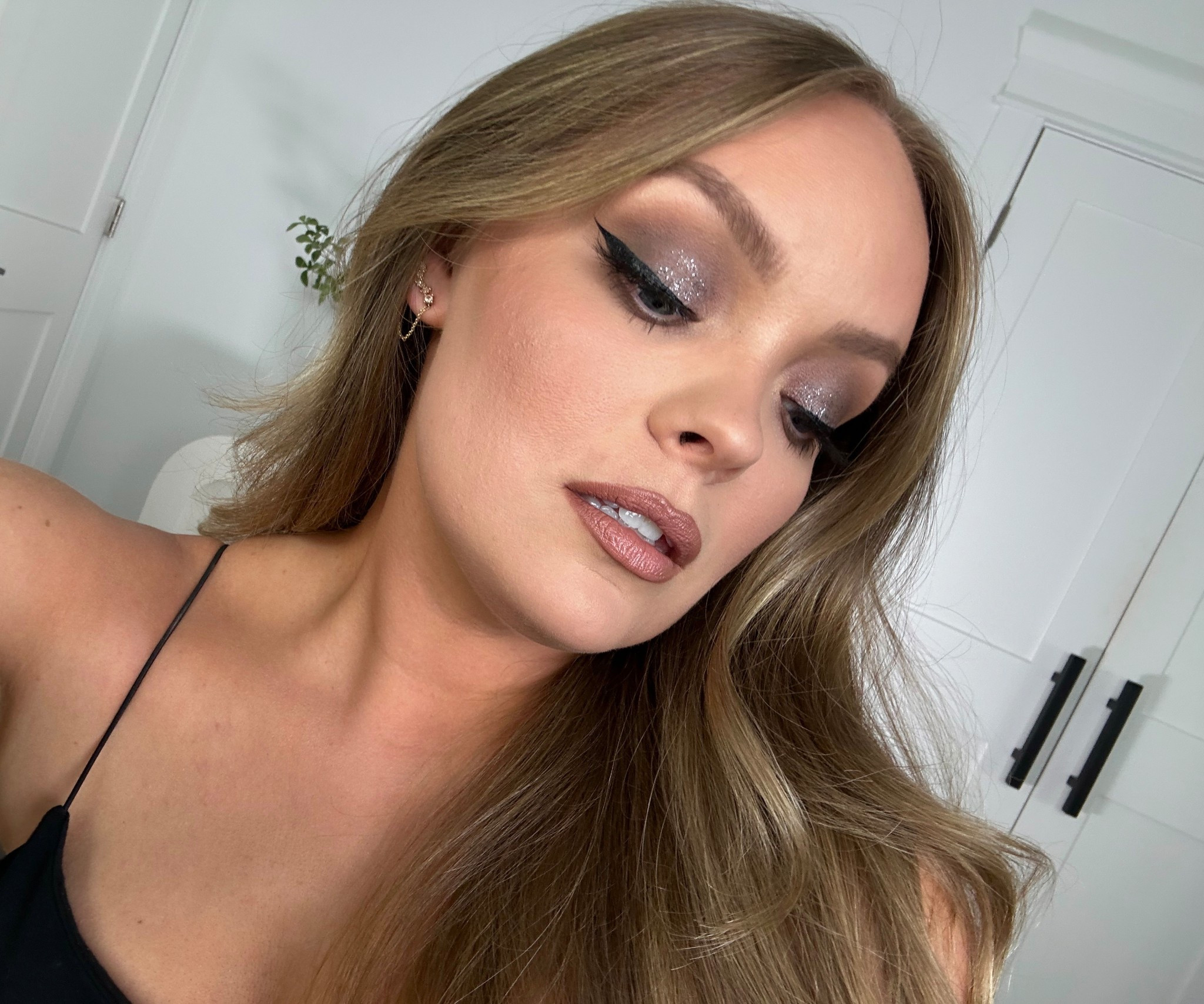 Love a good smokey cool toned glam makeup look 🪩✨

#LTKFindsUnder50 #LTKBeauty #LTKSummerEdit