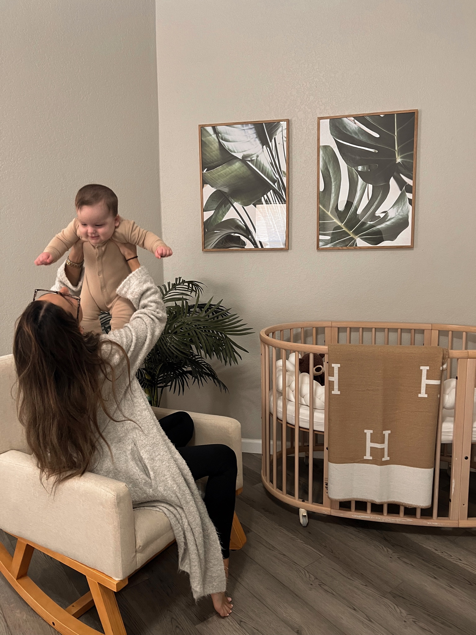 Enjoying this space thanks to @posterstore one last time before we close this chapter of our lives in Oklahoma. 

Nothing like an aesthetic home but that can come with a hefty price tag, at @posterstore all their posters and prints are luxury quality at an affordable cost. With tons of different styles and prints to choose from, you’ll be able to decorate every room in your home on a budget. 

Save 35% off Prints with 𝐊𝐀𝐒𝐒𝐀𝐍𝐃𝐑𝐀_𝟑𝟓 (Valid on prints only *excluding selection prints, valid until March 15th.)

.

.

.

#ad #posters #posterstore #desenio #homesweethome #homedesign #interiordesign #aesthetichome #homedecor #brunette #selfie #instagood #aesthetic #momblog #instadaily #liketoknowit #ltk #motherhoodunplugged #momblog #amazonfinds #cleangirl #cleangirlaesthetic #nurserydecor #nursery #minimaldecor 

#LTKfamily #LTKhome #LTKbaby