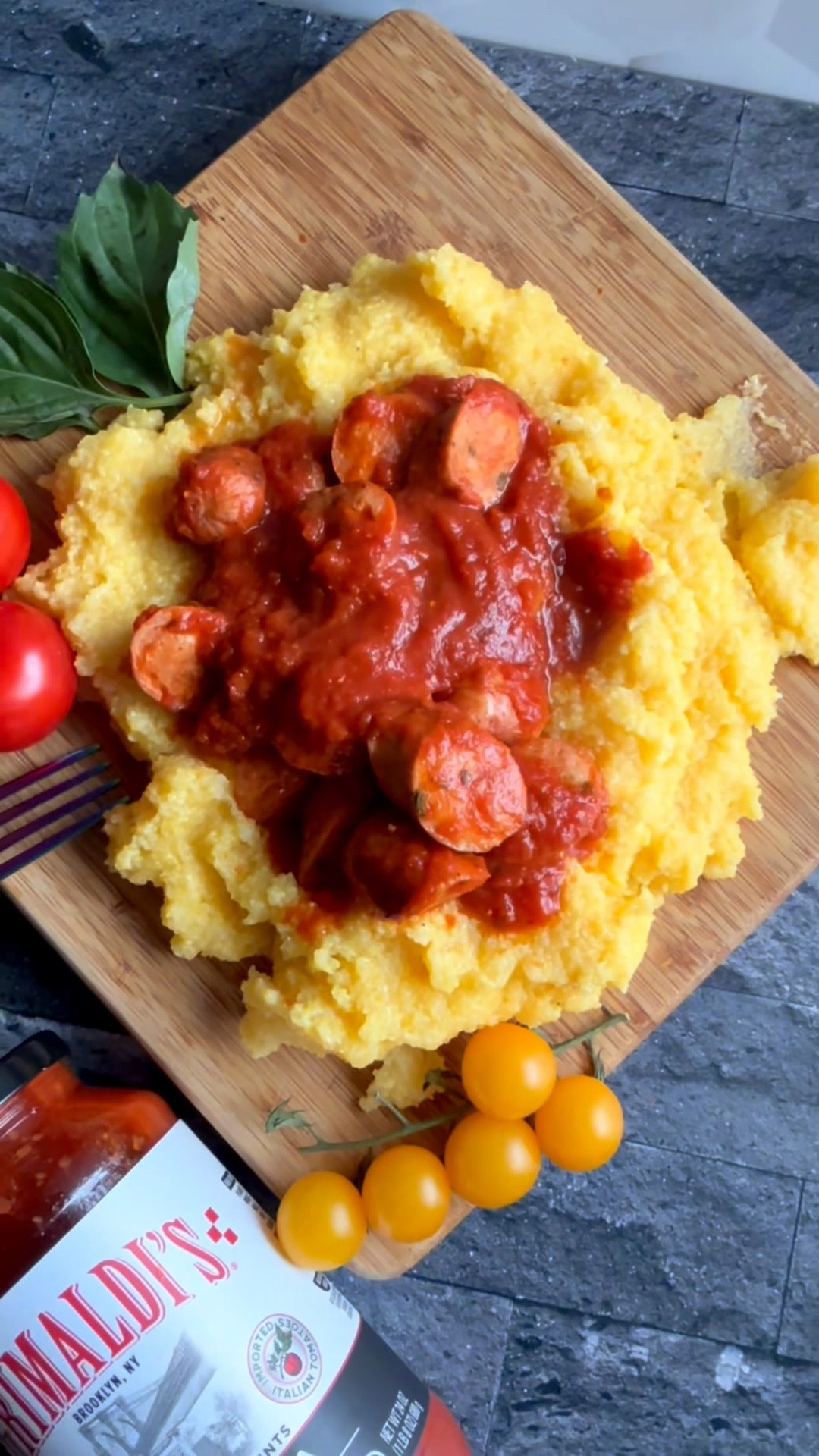 After discovering @grimaldisgourmetfoods marinara on the shelves at @jewelosco I was ready to make a simple yet delish dinner.  Now, you have heard of a one pot dinner so how about a one “plate” dinner (ok it’s more of a board than a plate but still…). This pasta sauce comes from a pizzeria under the Brooklyn Bridge who has been serving up Italian flavors and tradition for over 100 years.  So I have served up a simple version of Polenta ala Spianatora.  Now this communal dinner is not “corny” but charming and traditionally served up on a board and with just forks. 
🍴🍴🍴🍴🍴🍴🍴🍴🍴🍴🍴🍴🍴🍴🍴🍴🍴🍴
#partnership #grimaldis #grimaldispastasauce #chicagohummingbirds @grimaldispizzeria @grimaldisgourmetfoods #polenta #easydinners #foodiesofinsta

#LTKdayinmylife #LTKfoodie #LTKParties