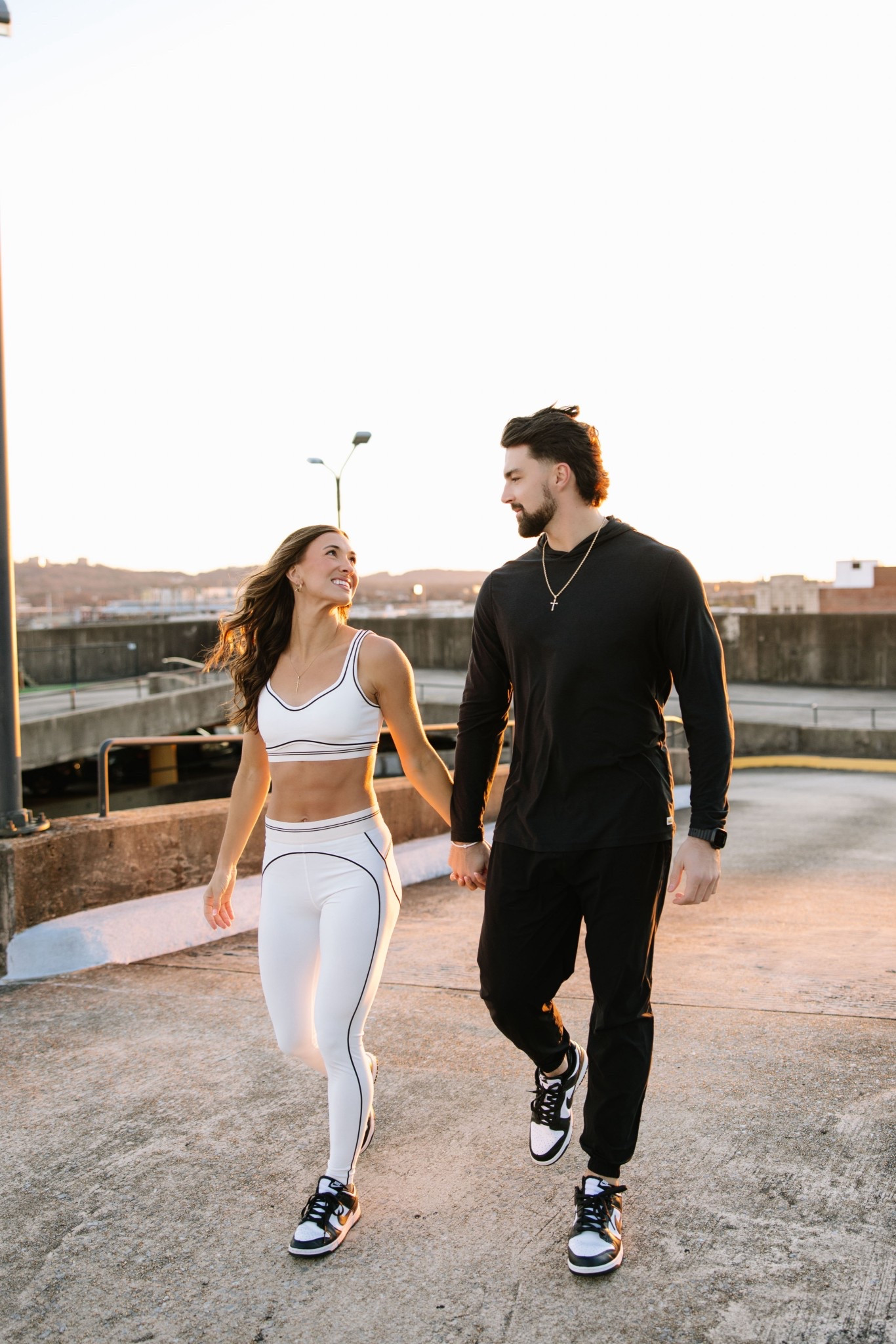 Athletic engagement photoshoot🤍🖤

#LTKootd #LTKActive #LTKWedding