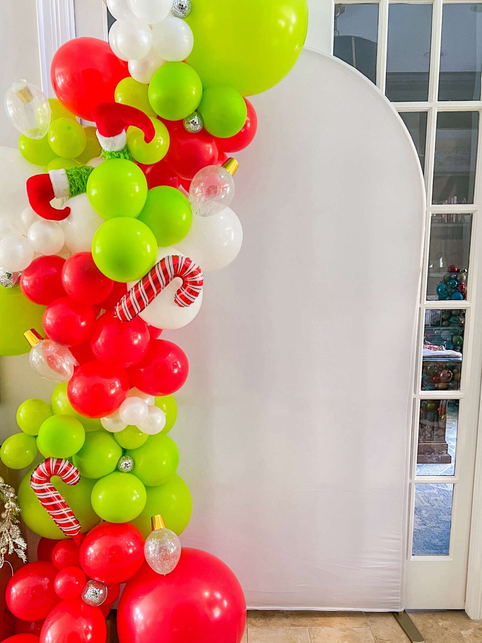 Grinch Backdrop! 

#LTKHoliday #LTKSeasonal #LTKparties