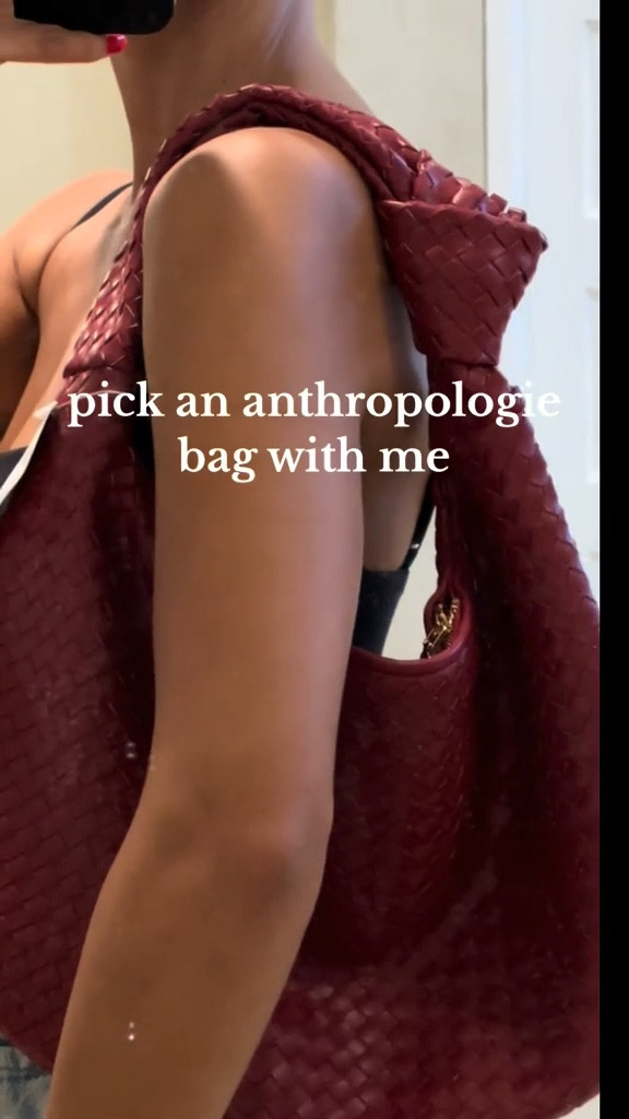 Anthropologie hobo bag, love the red color #anthropologie #bottega