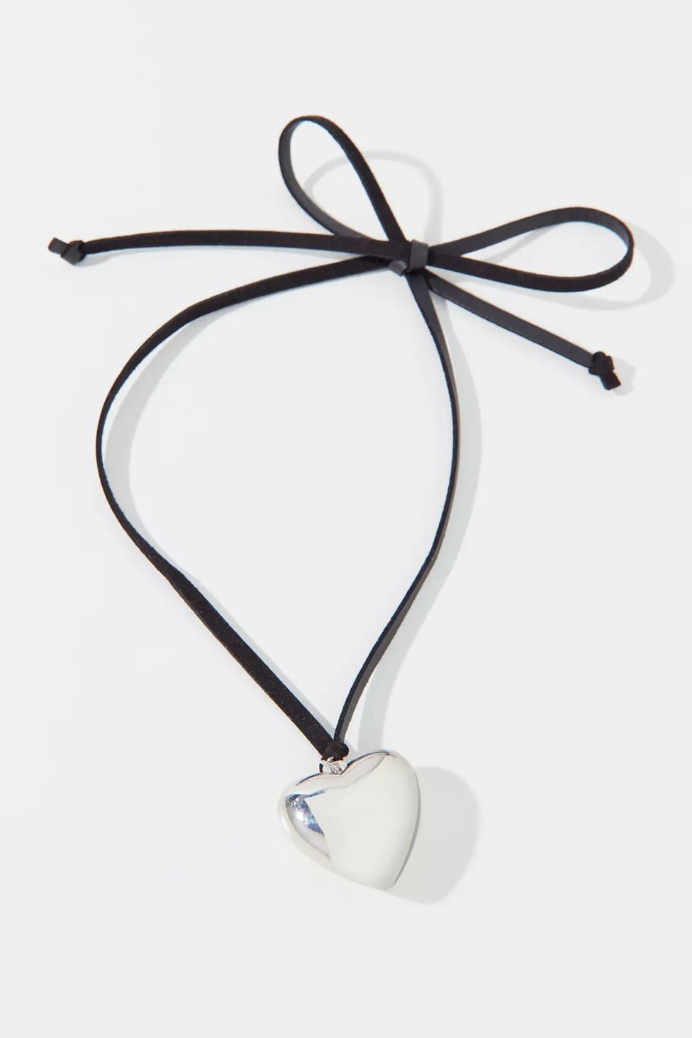 Valentina Corded Heart Necklace | Urban Outfitters (US and RoW)