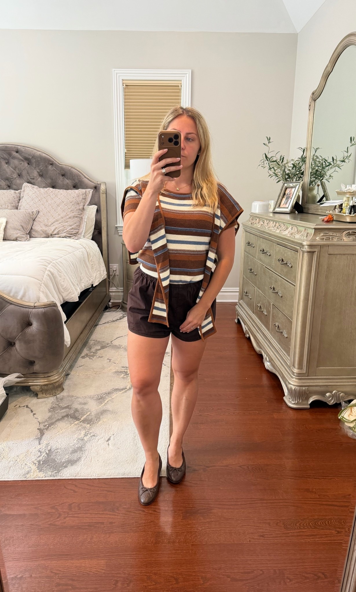 Transitional outfit for fall

#LTKootd #LTKmomlife #LTKPetite