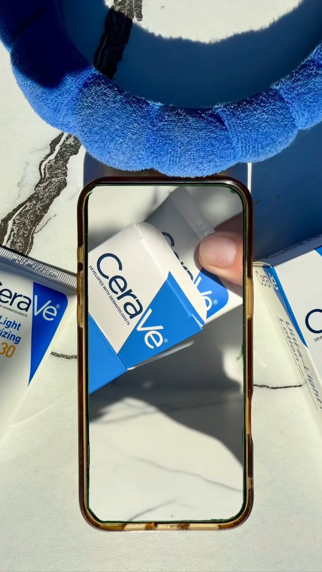 The facial lotion and sunscreen of the winter 

#LTKselfcare #LTKdayinmylife #LTKGiftGuide