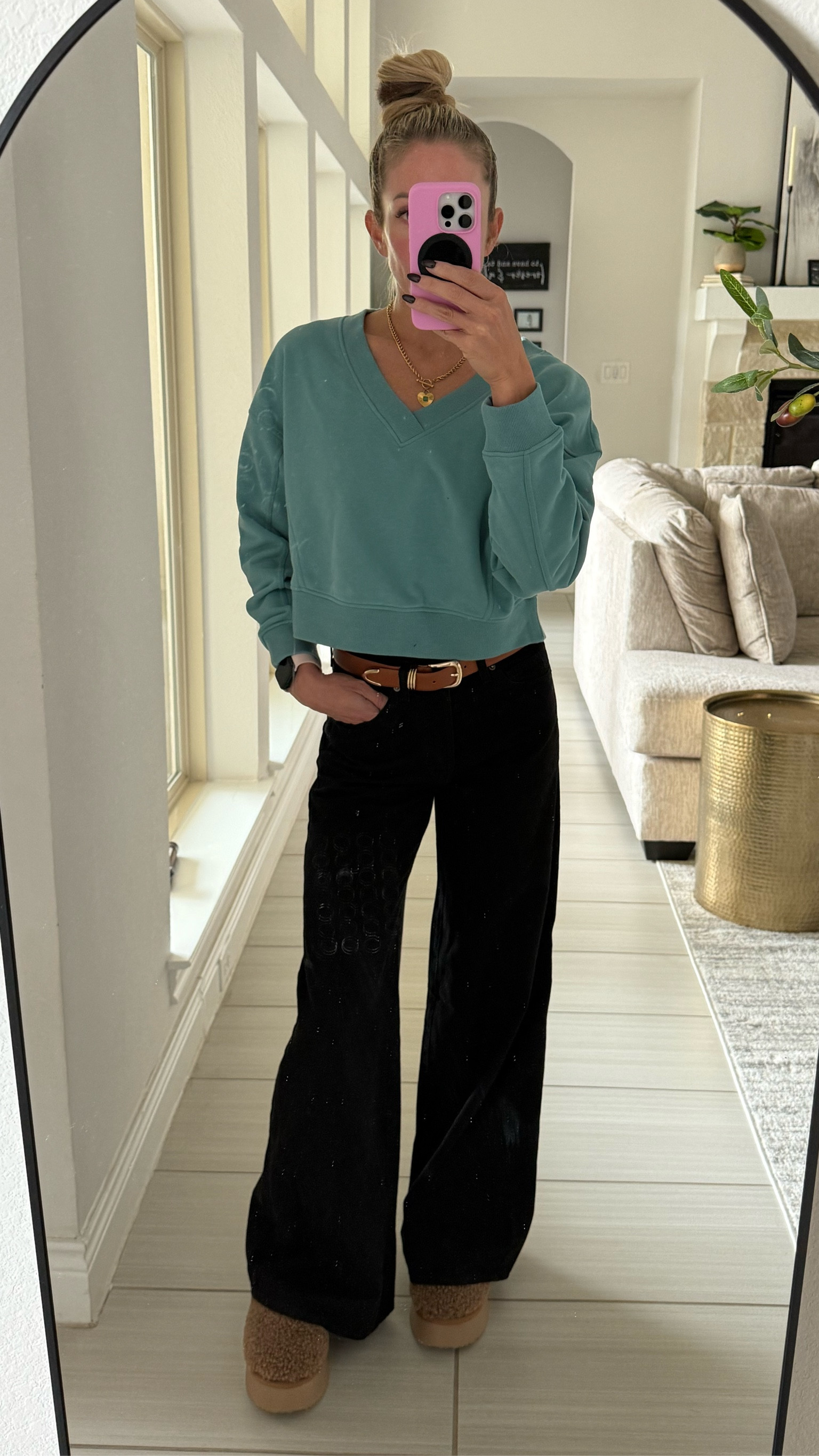 New find at target 🎯 

+ Amazon accessories necklace,
shoes & belt 