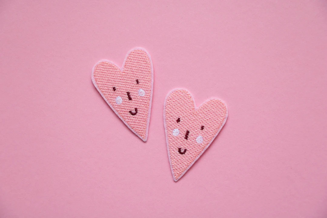 1 Herz Patch zum Aufnähen oder Aufbügeln - Bügelflicken Aufnäher - Etsy.de | Etsy (US)