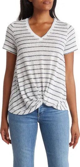 V-Neck Twist Hem T-Shirt | Nordstrom Rack