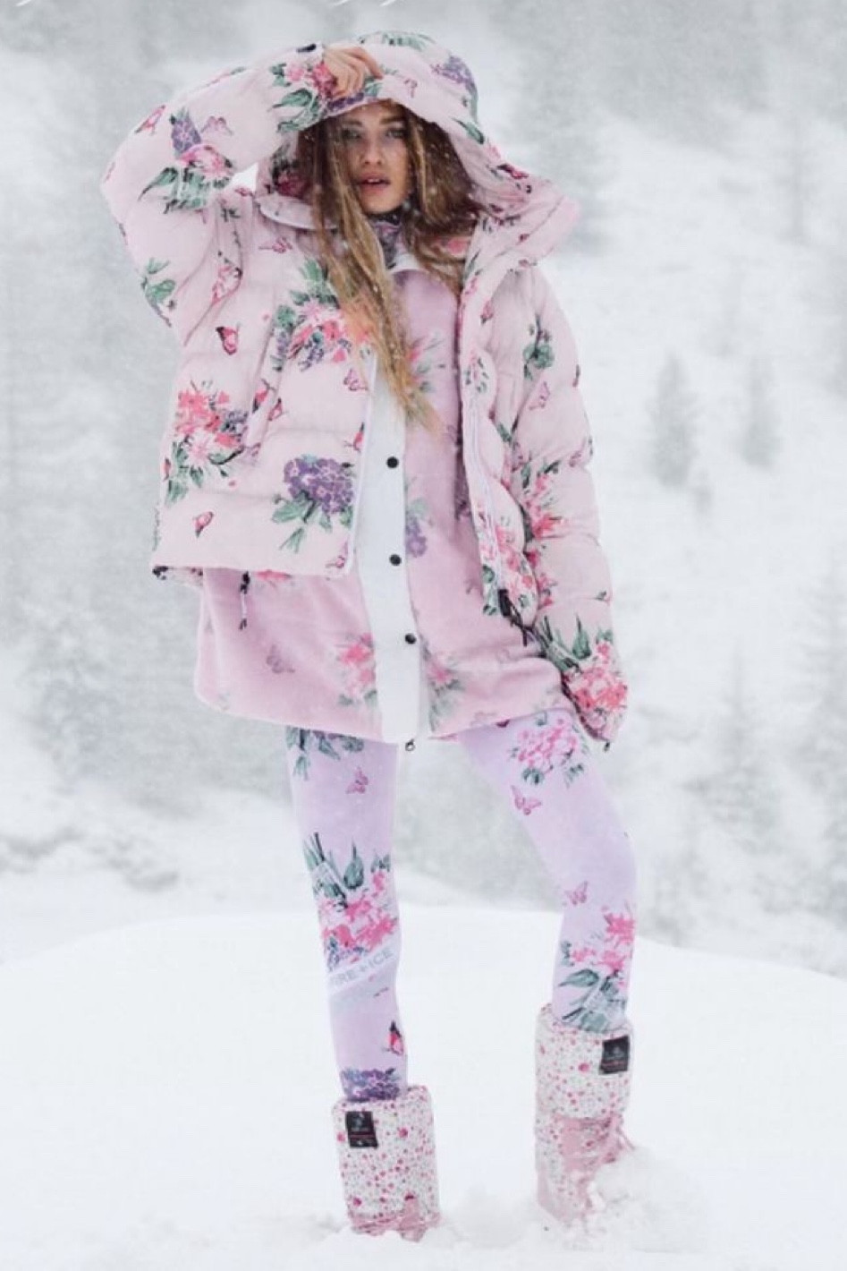 Loveshackfancy x love shack fancy x ski pants x skiing // bogner // ski pants // ski clothes // snow pants 