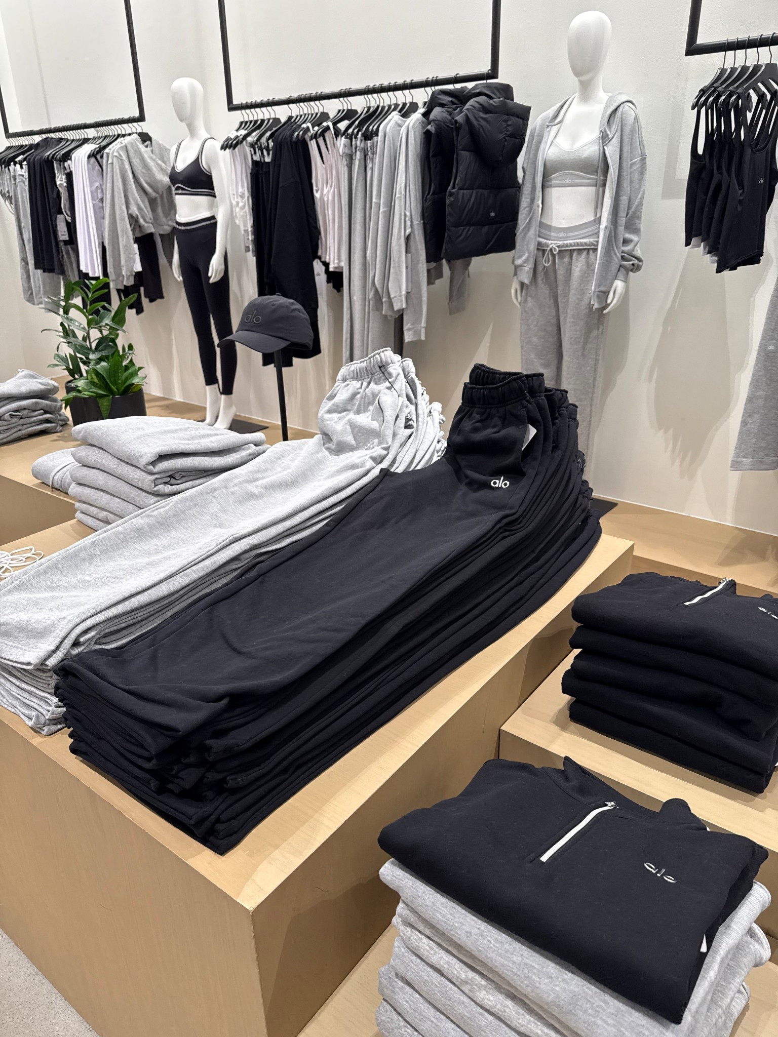 My favorite travel outfits are ALO

#LTKTravel #LTKOver40 #LTKStyleTip